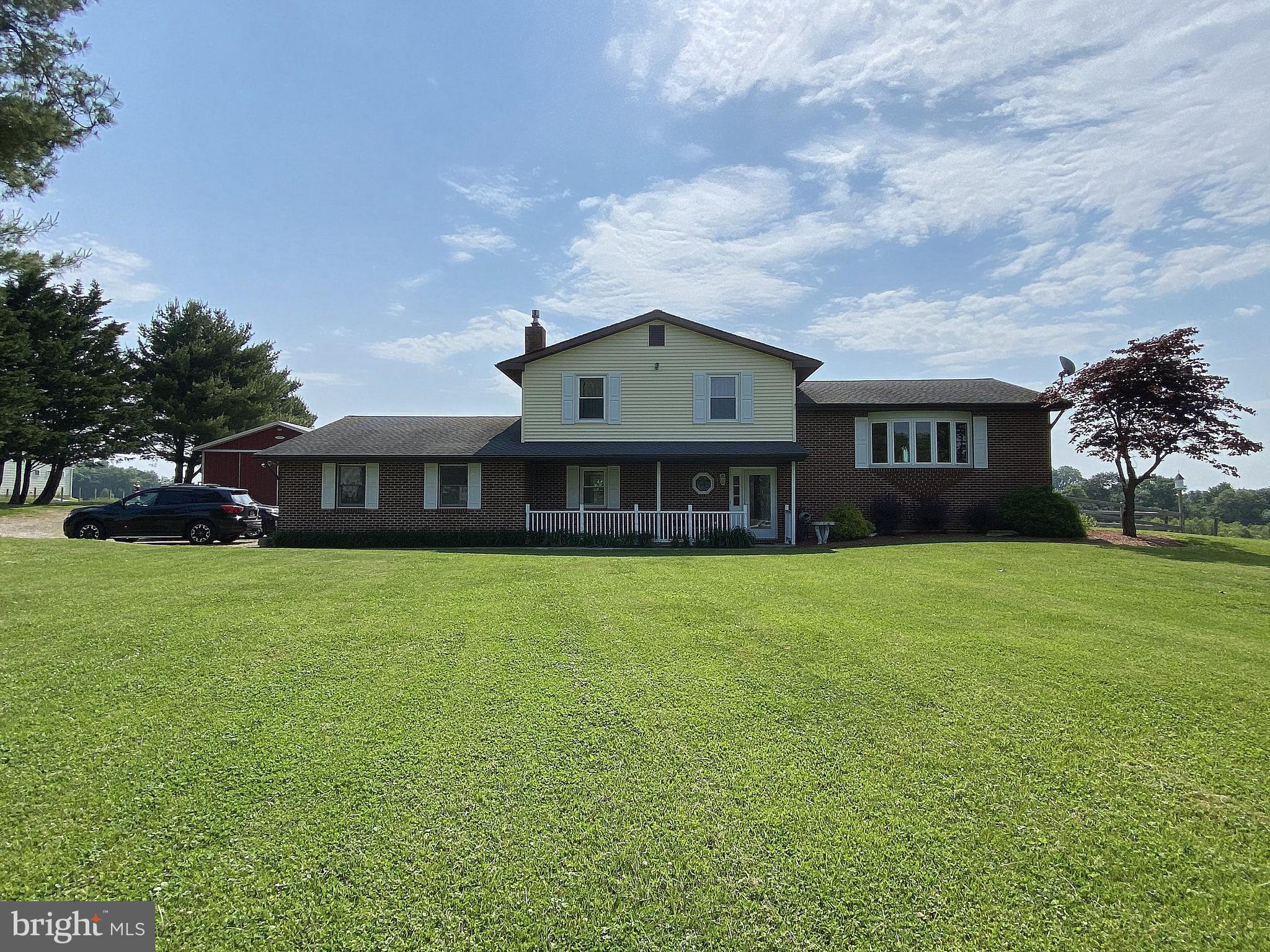 HAMPSTEAD - Residential