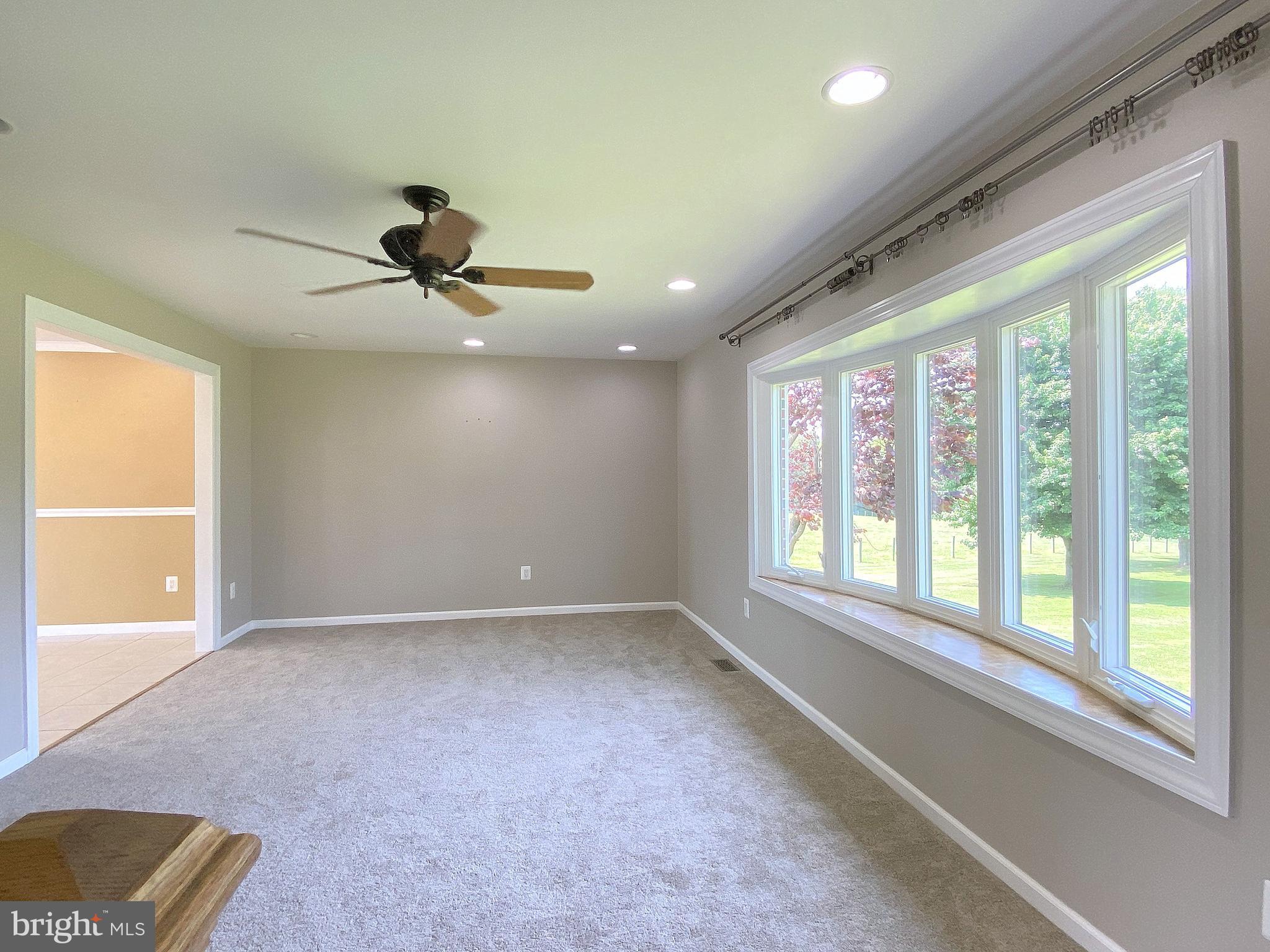 HAMPSTEAD - Residential