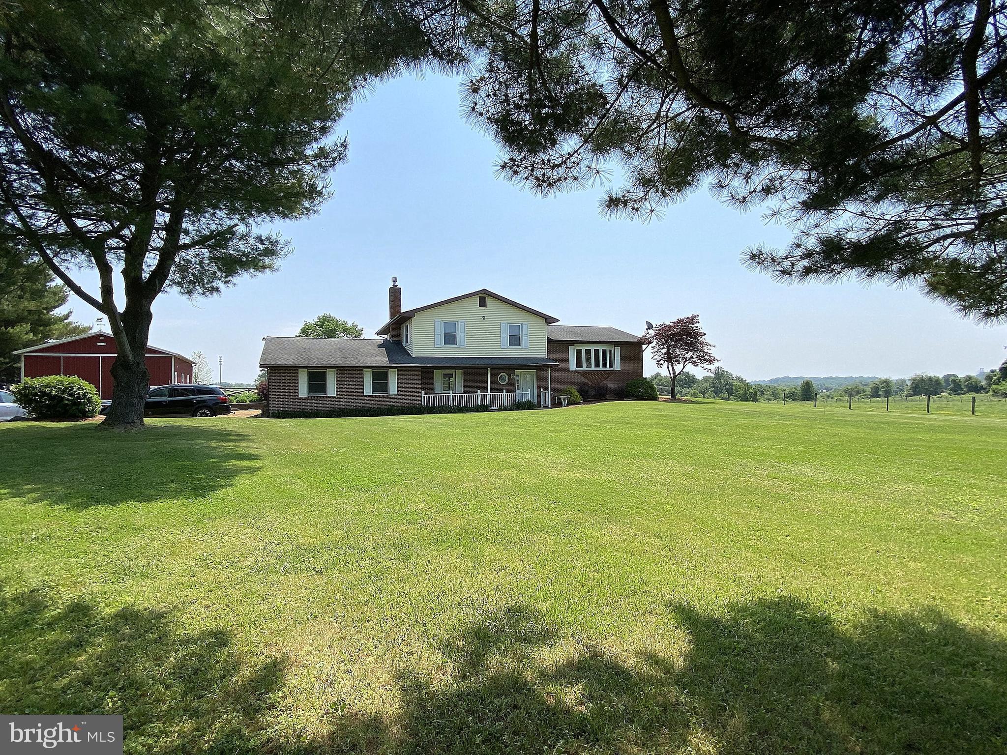 HAMPSTEAD - Residential