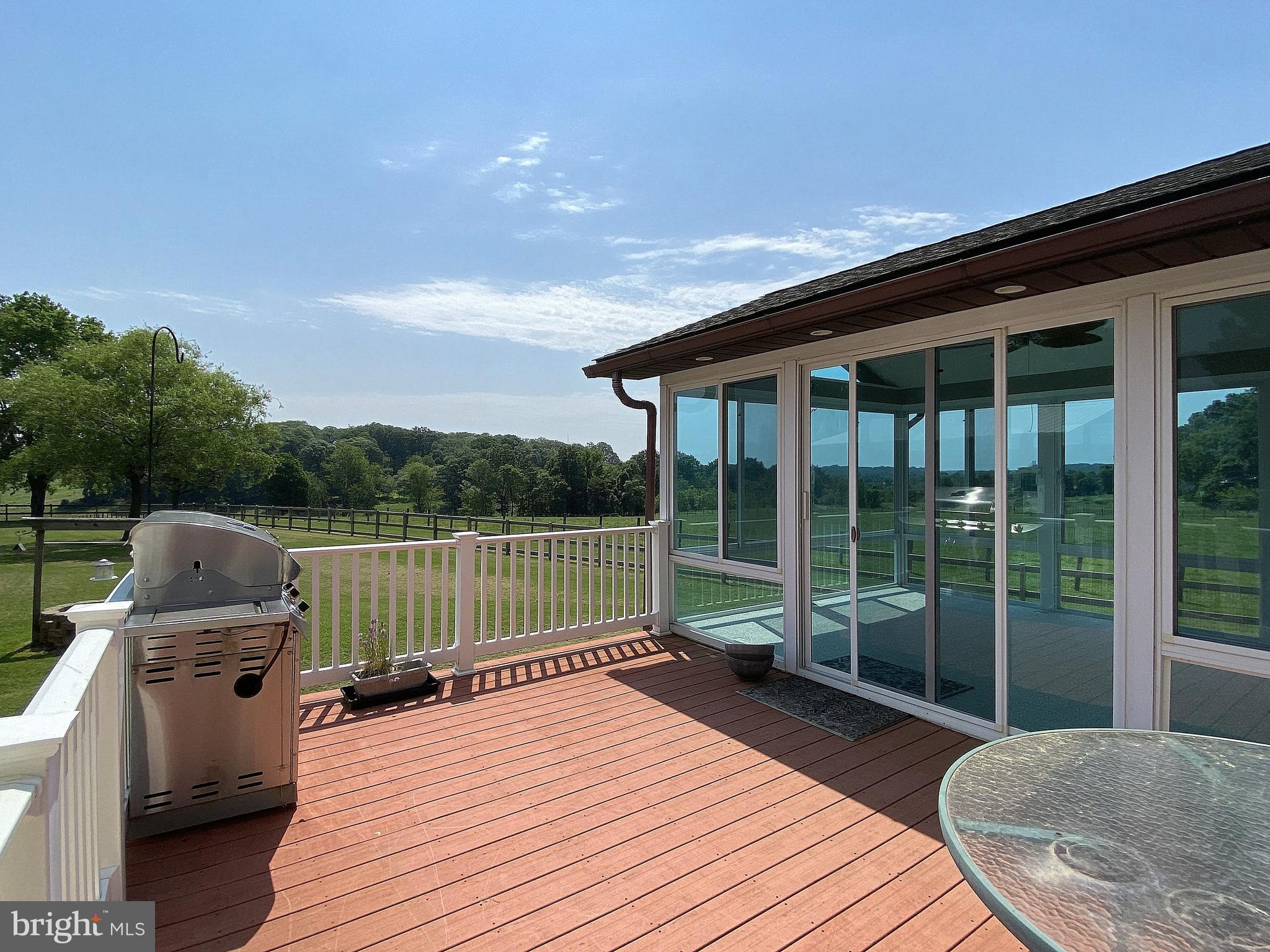 HAMPSTEAD - Residential