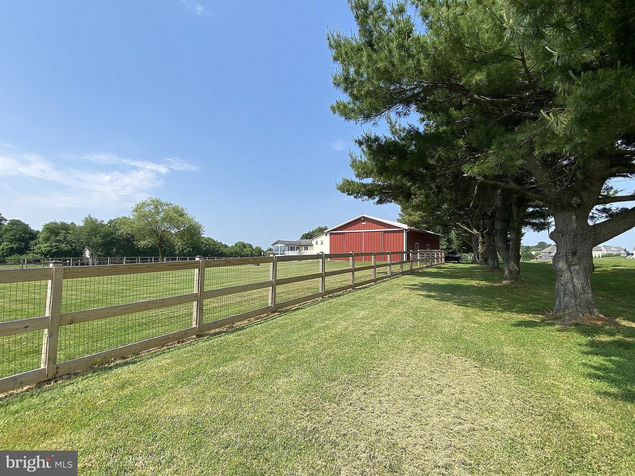 HAMPSTEAD - Residential