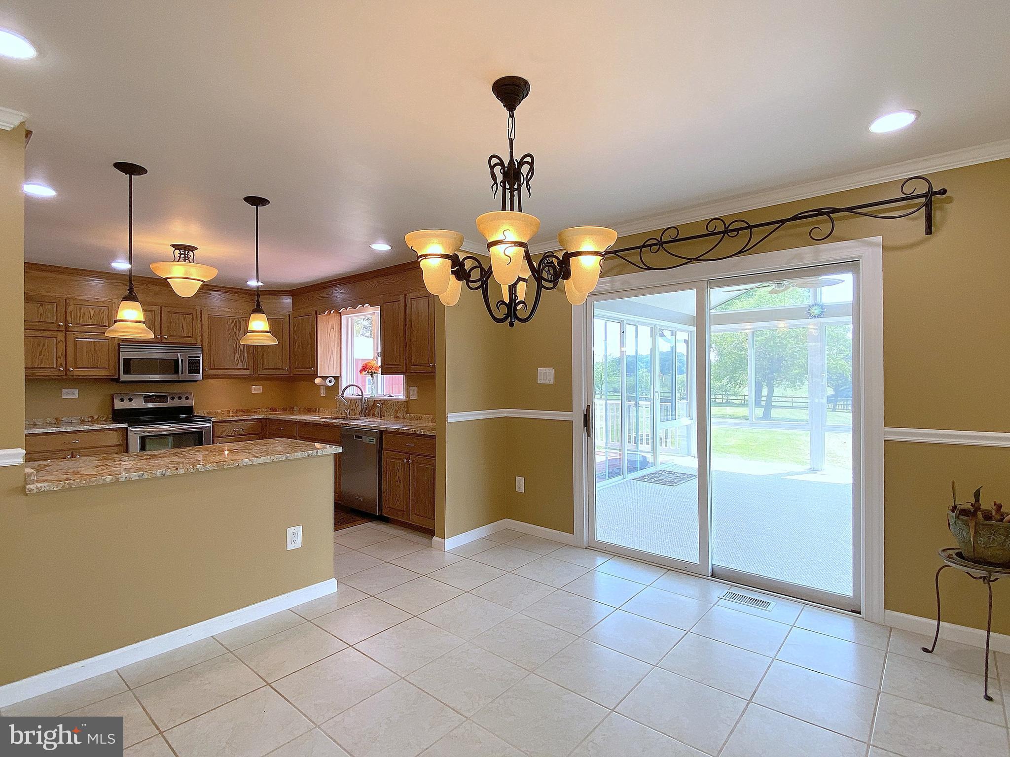 HAMPSTEAD - Residential