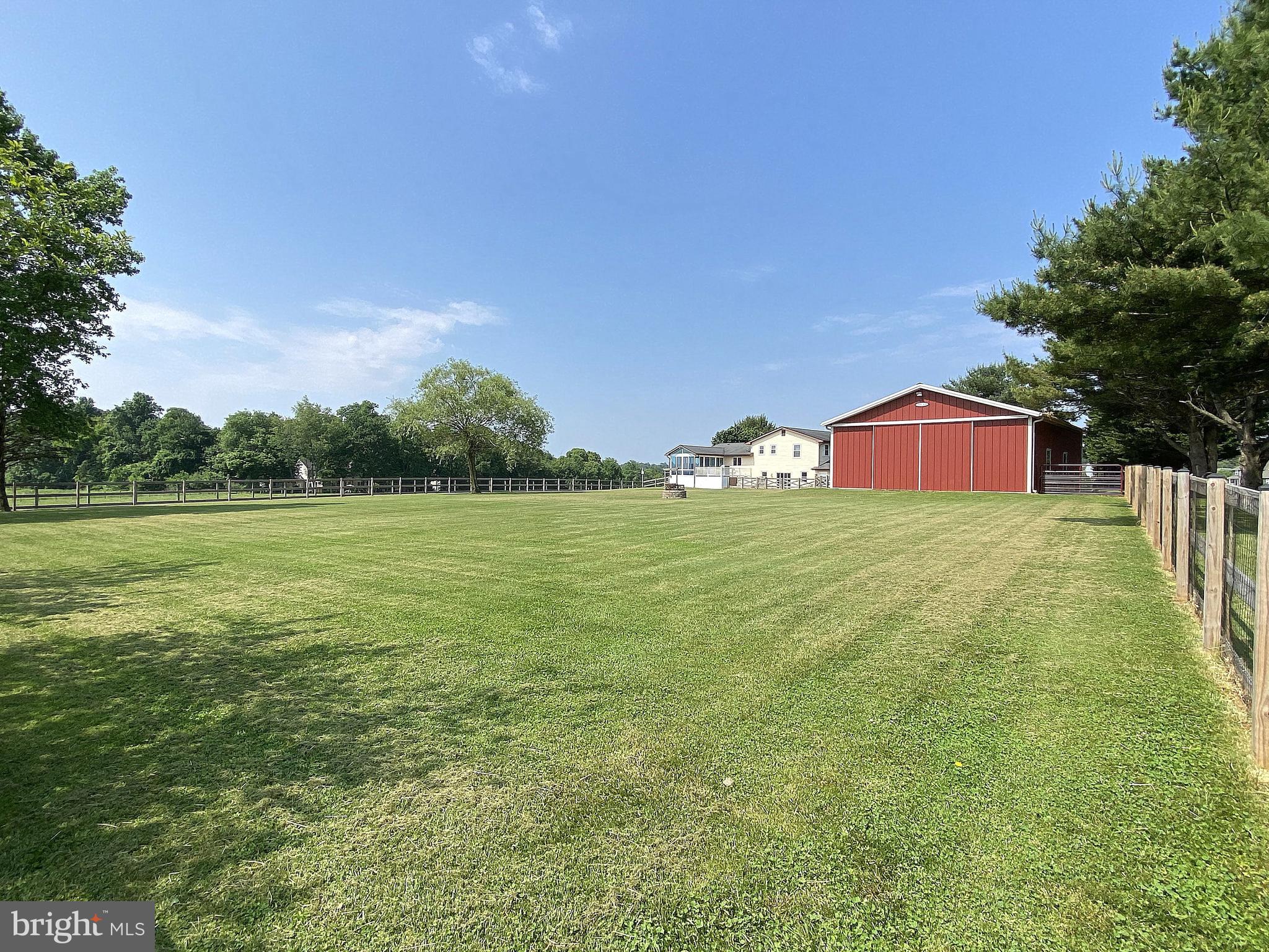 HAMPSTEAD - Residential