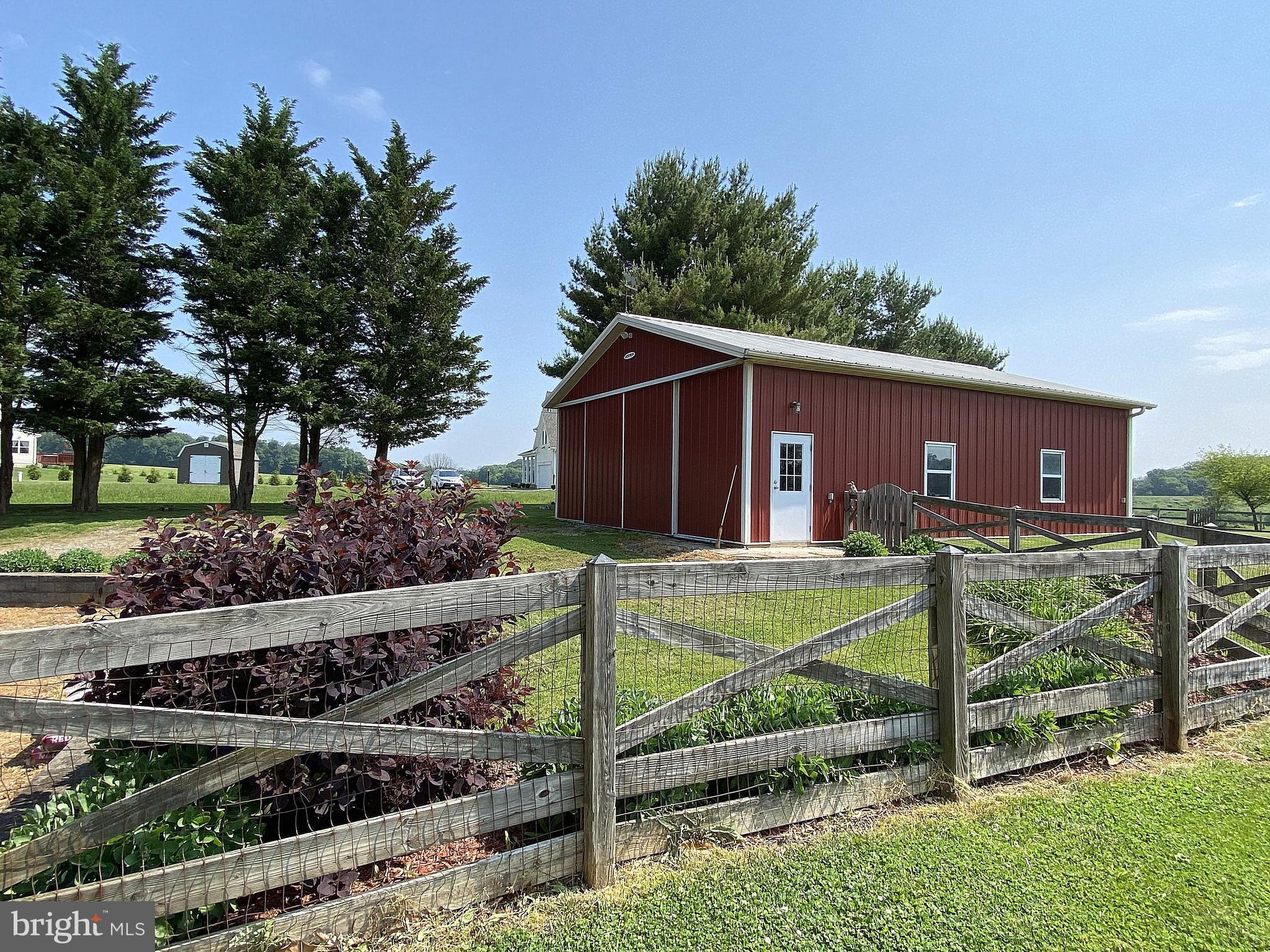 HAMPSTEAD - Residential