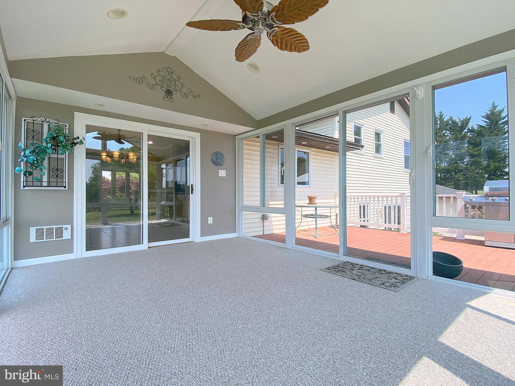 HAMPSTEAD - Residential