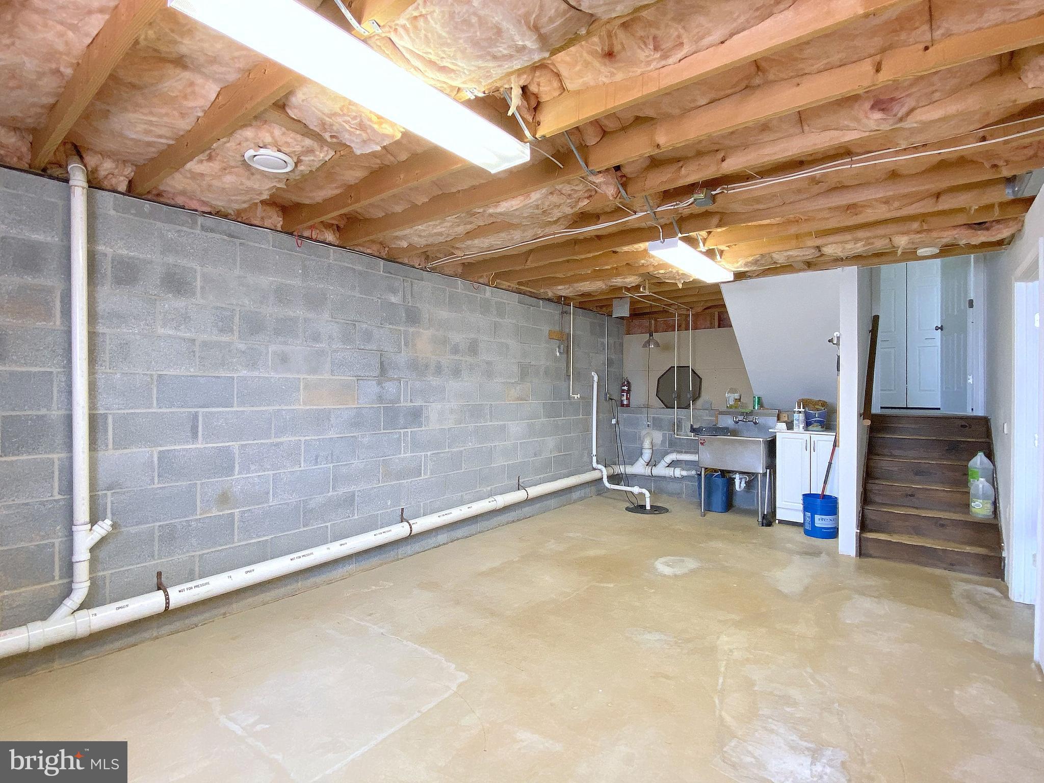 HAMPSTEAD - Residential