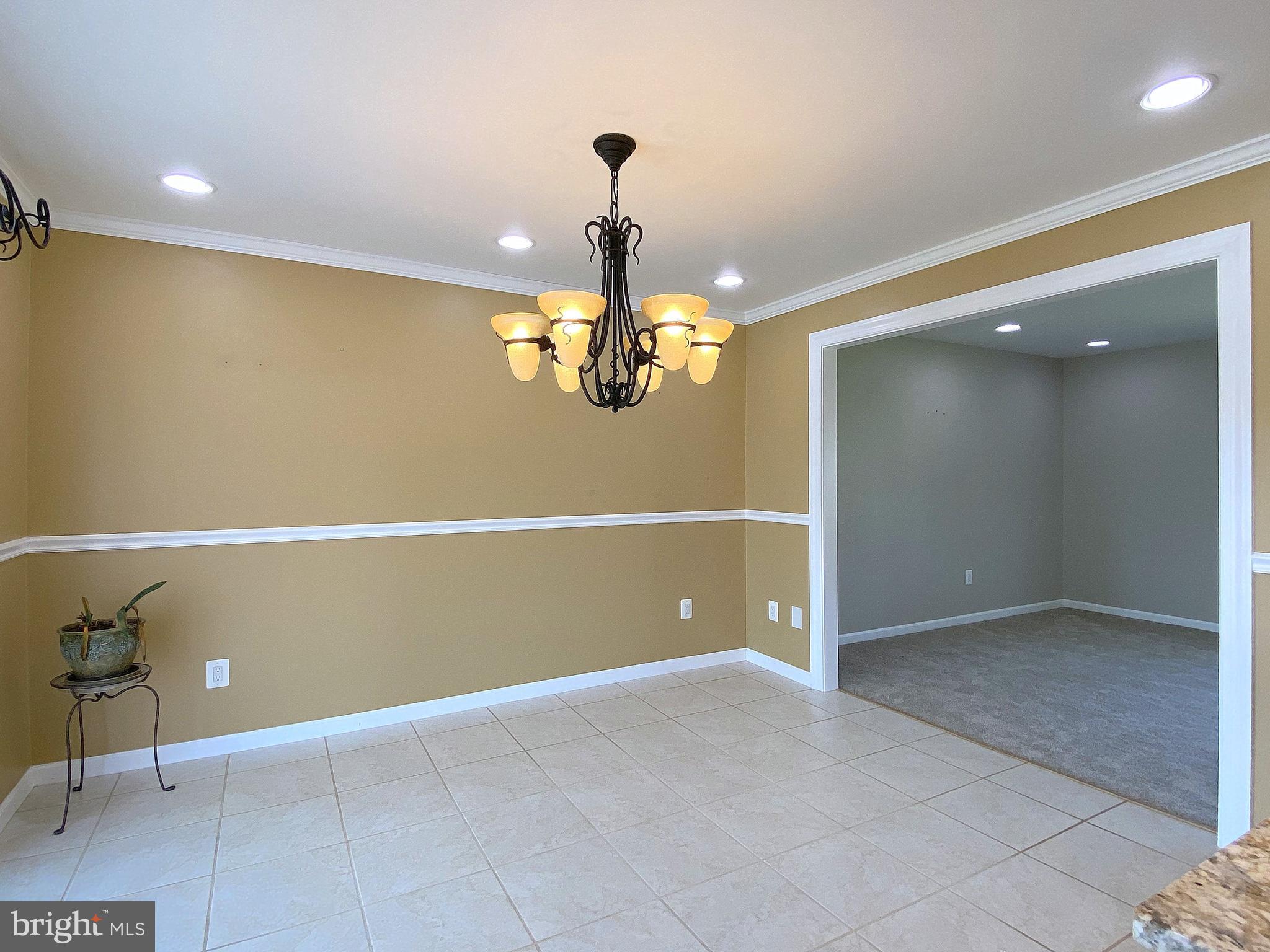 HAMPSTEAD - Residential