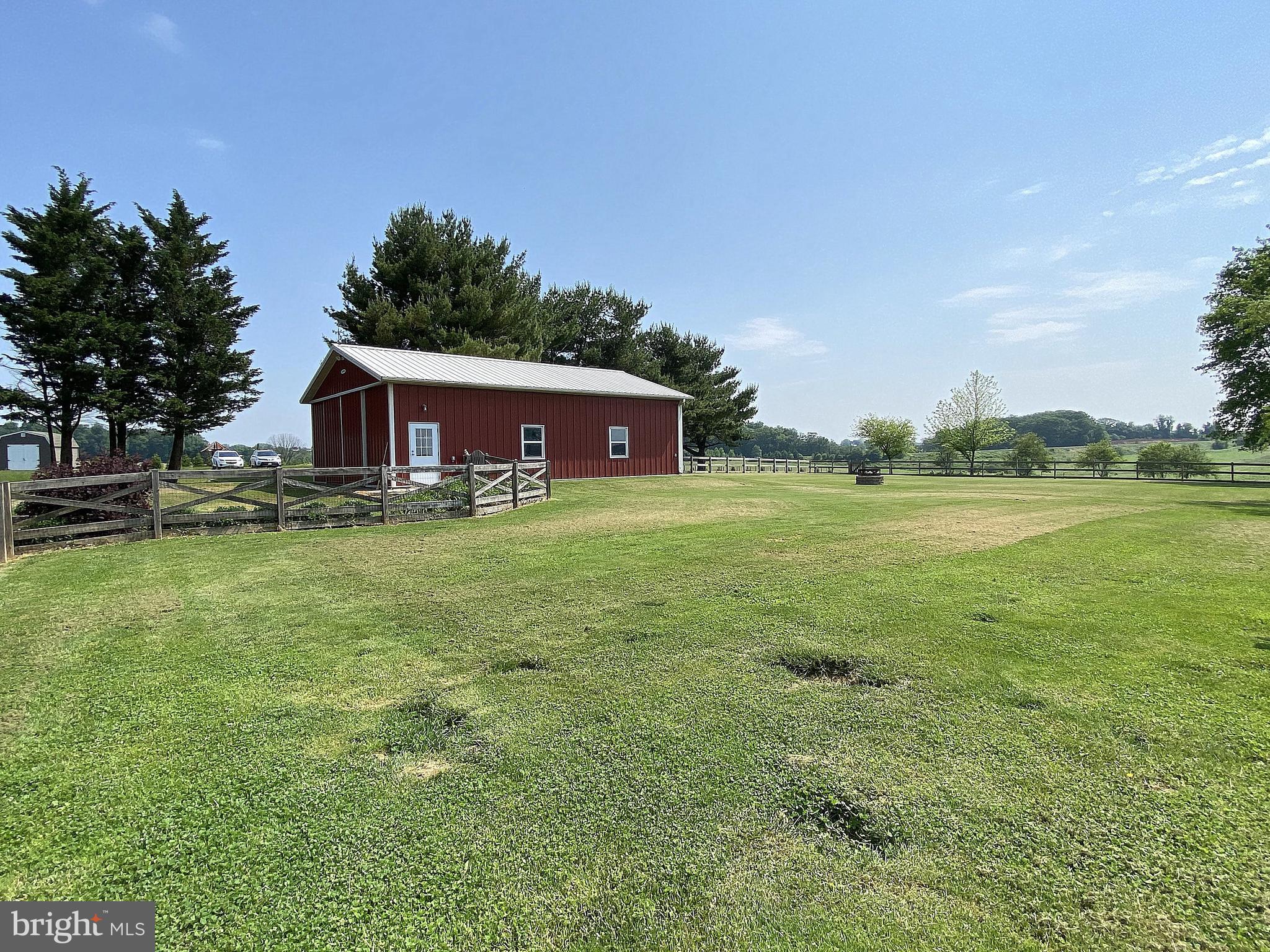 HAMPSTEAD - Residential