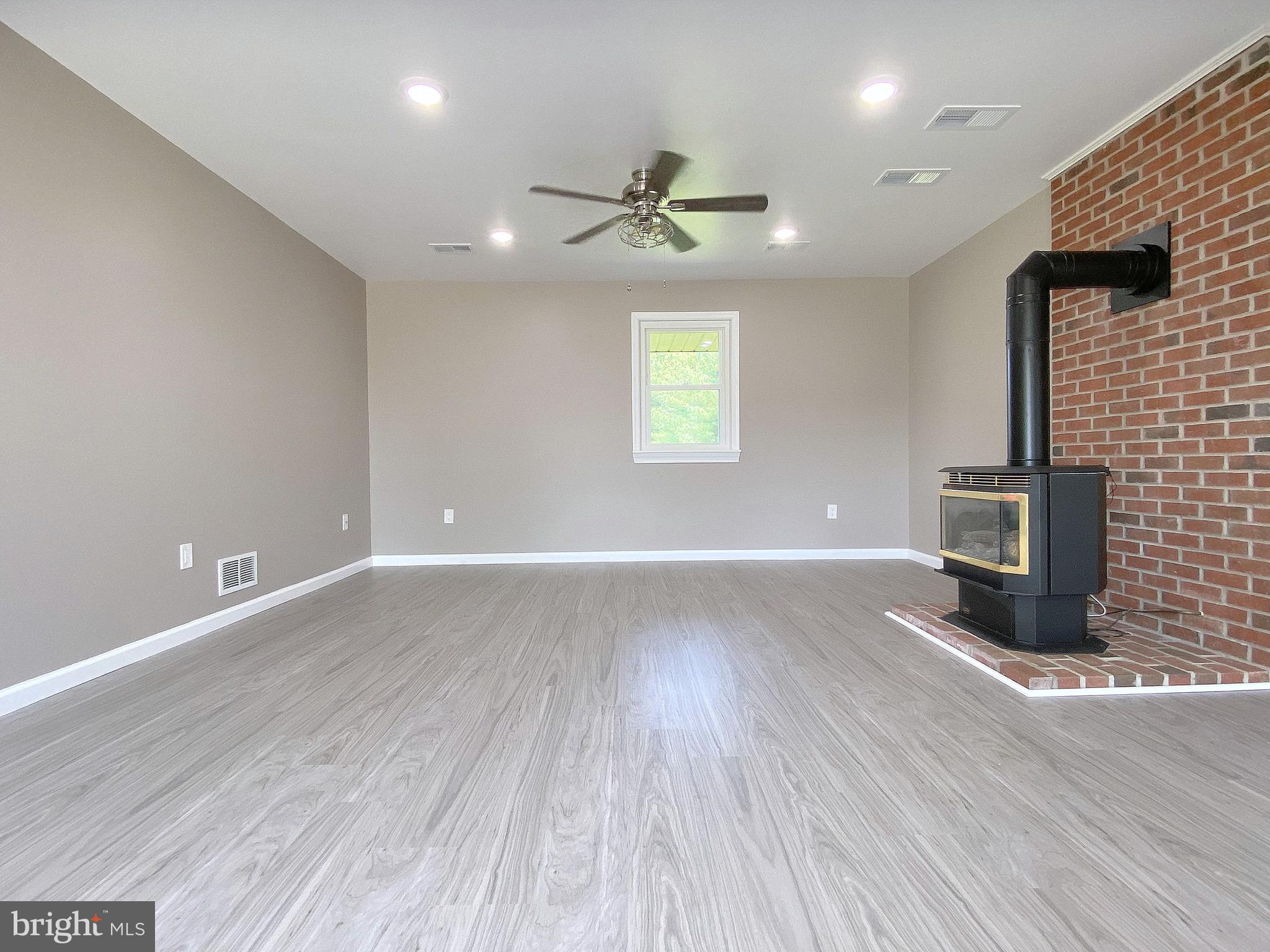 HAMPSTEAD - Residential