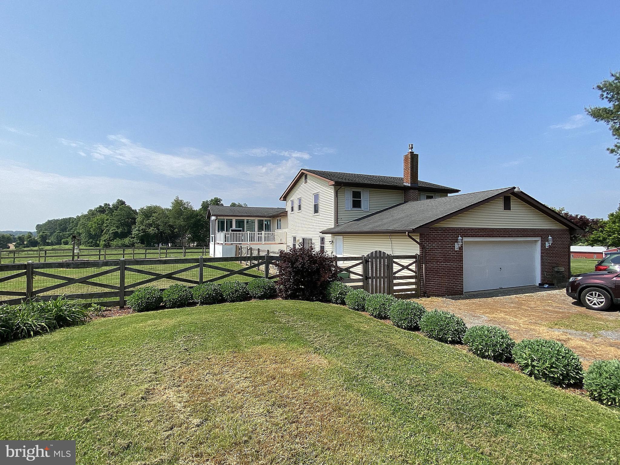 HAMPSTEAD - Residential