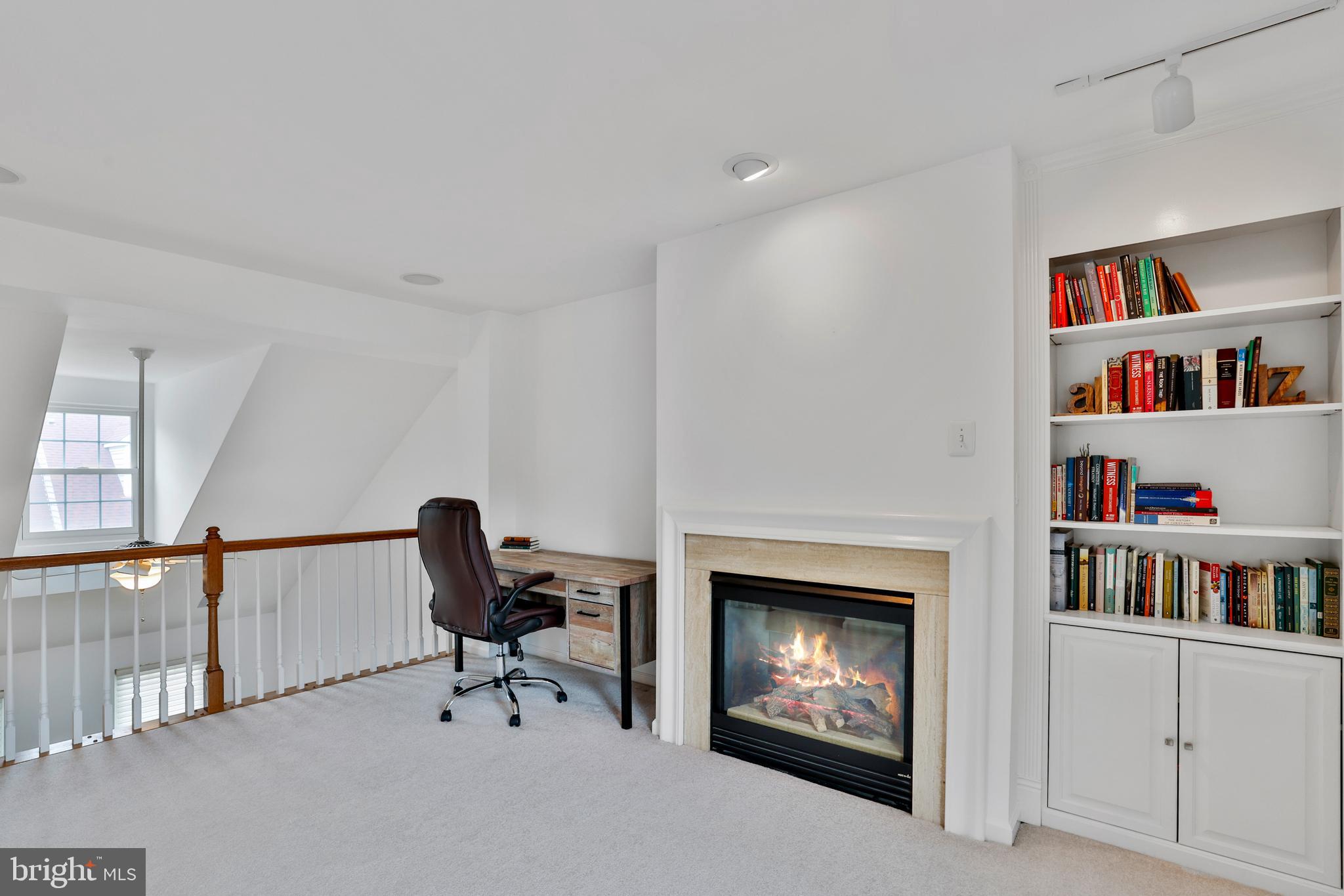 ASHBURN FARM - Residential