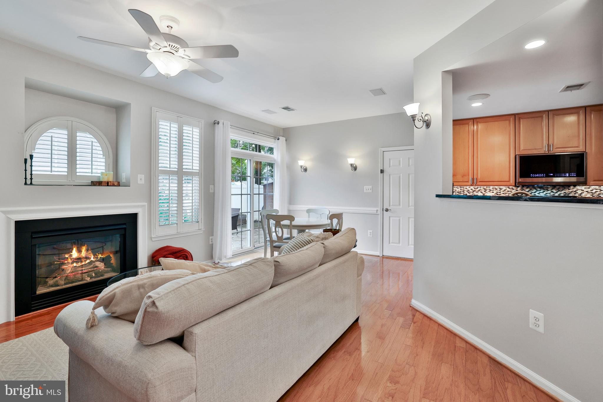 ASHBURN FARM - Residential