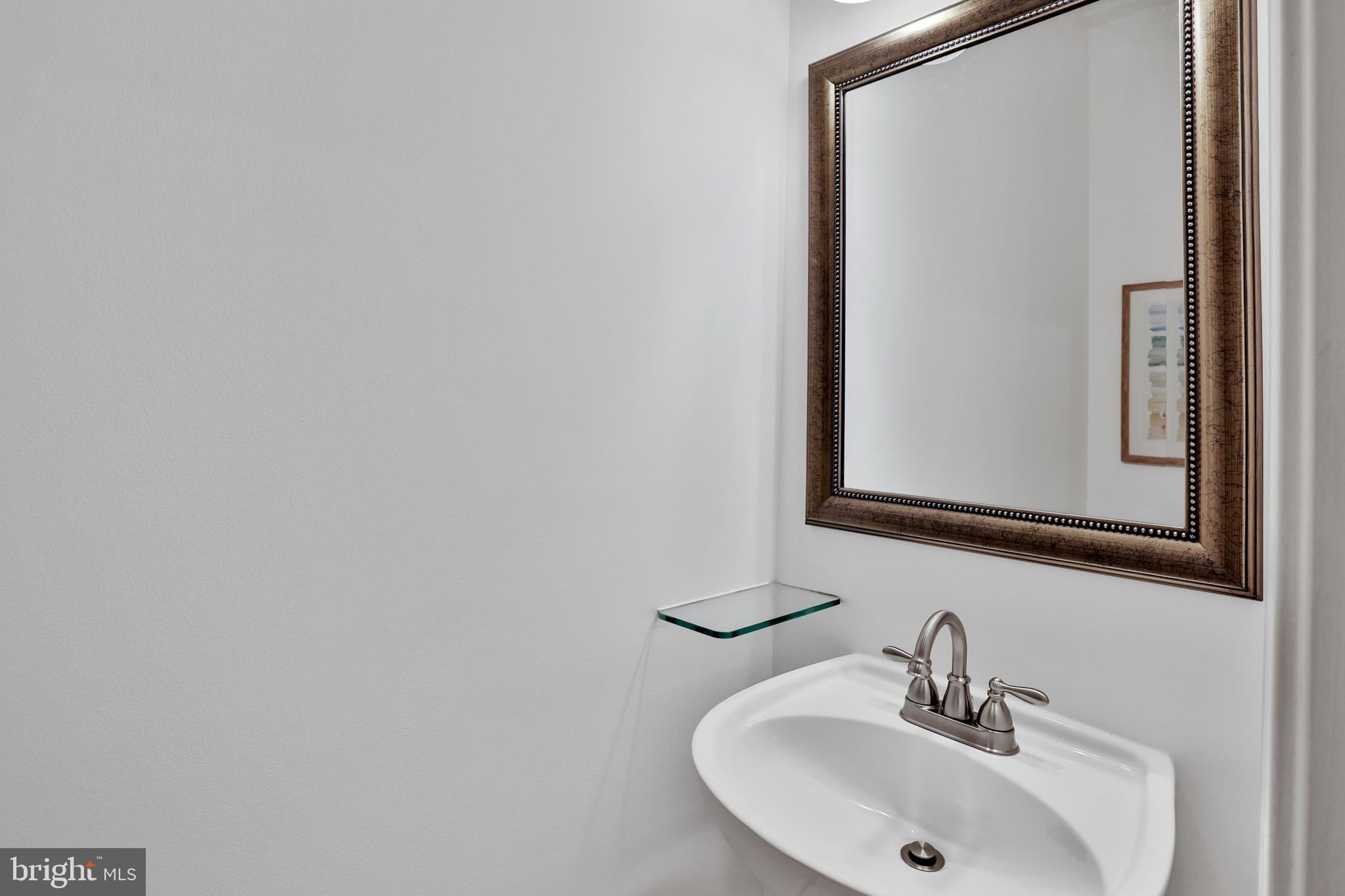 ASHBURN FARM - Residential