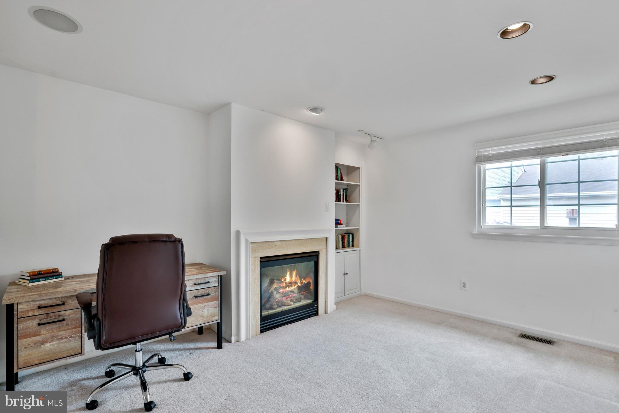 ASHBURN FARM - Residential