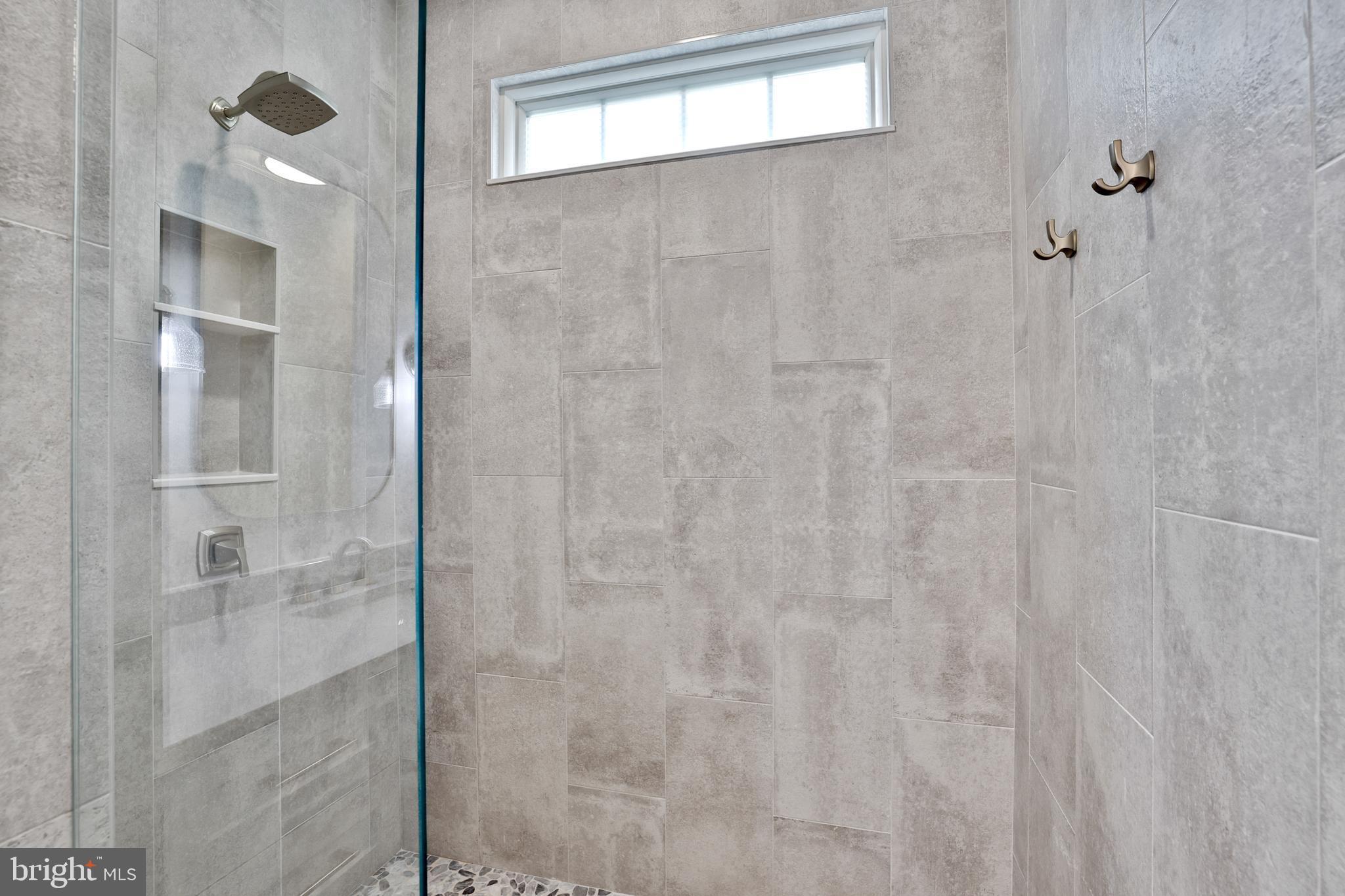 ASHBURN FARM - Residential