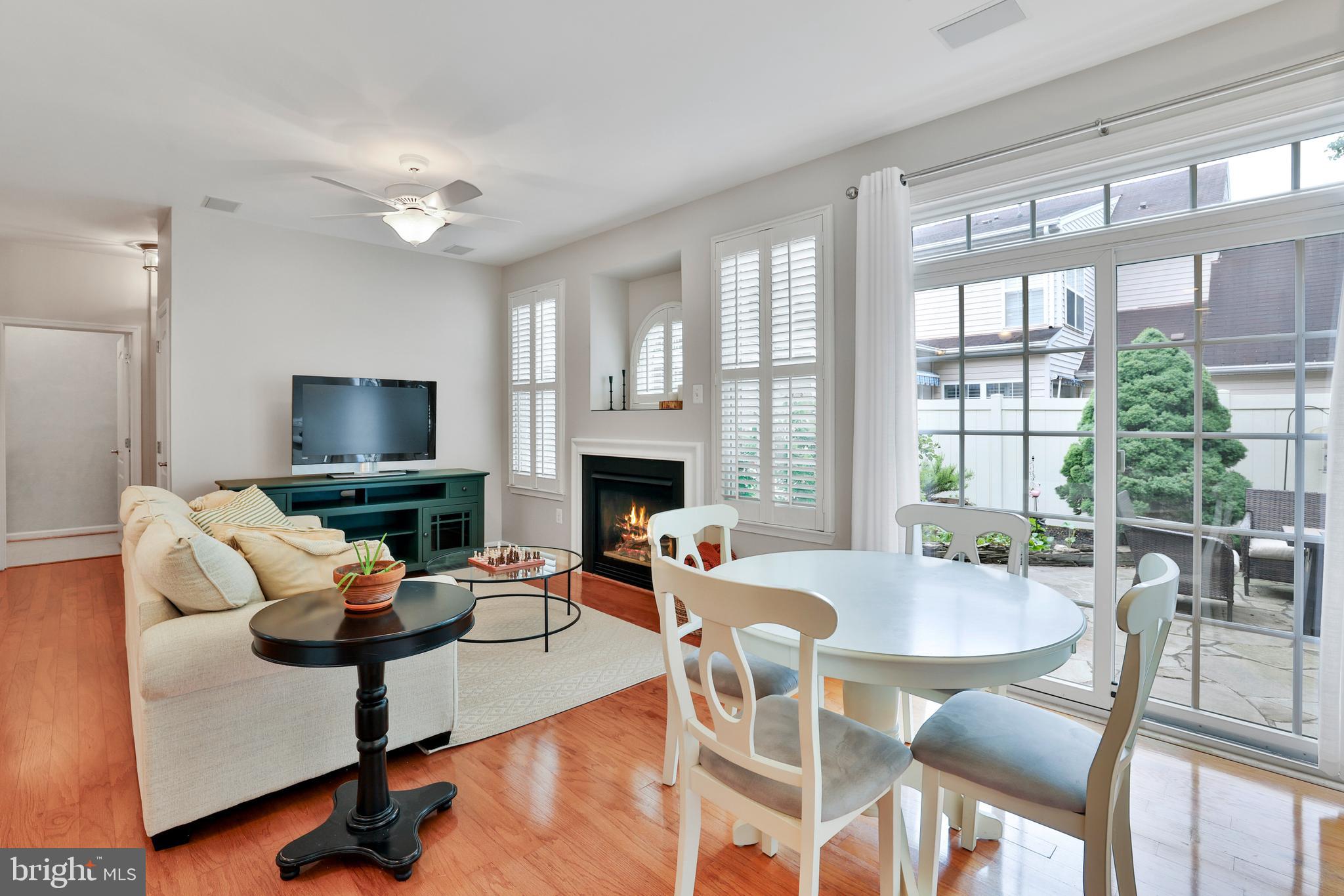 ASHBURN FARM - Residential