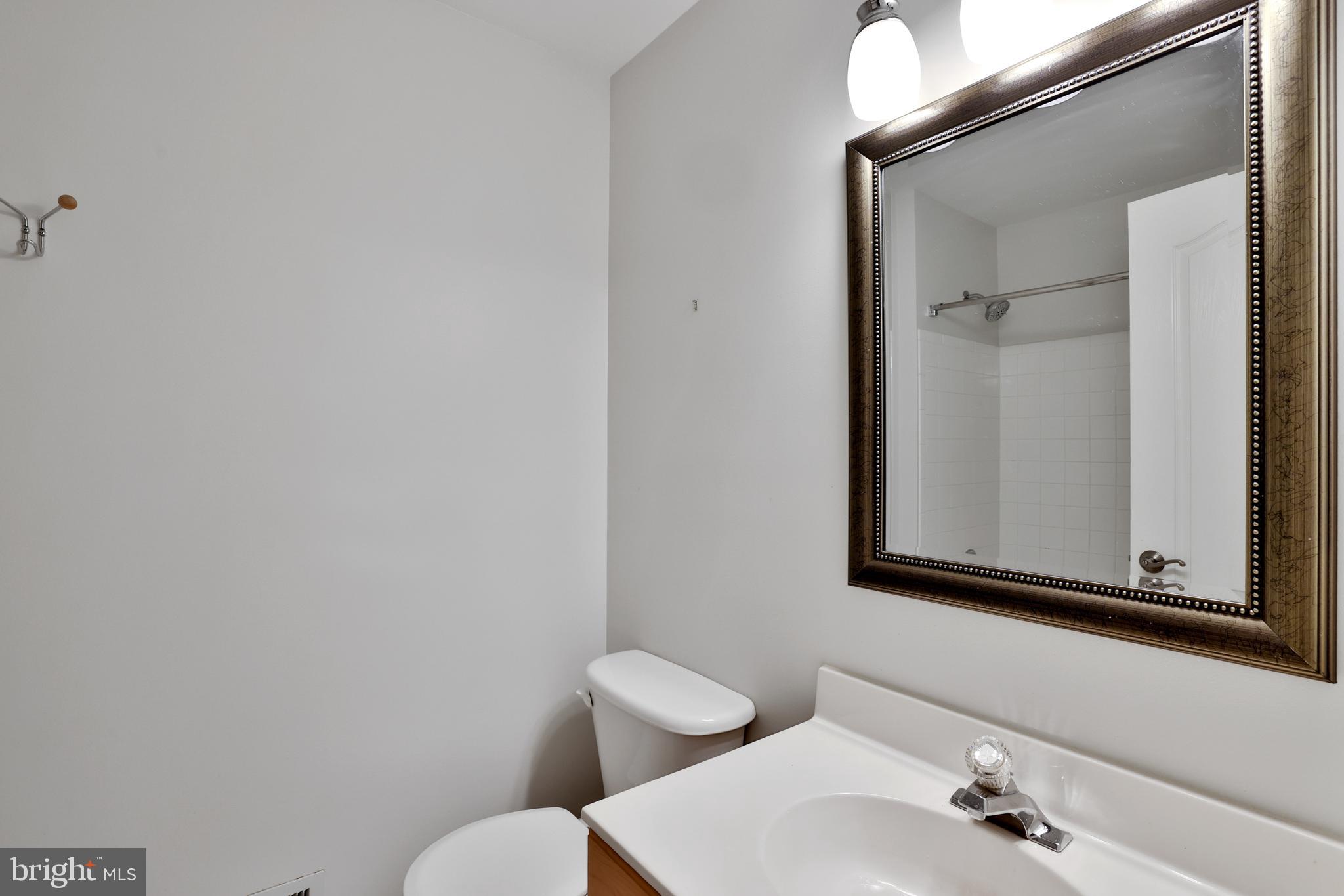 ASHBURN FARM - Residential