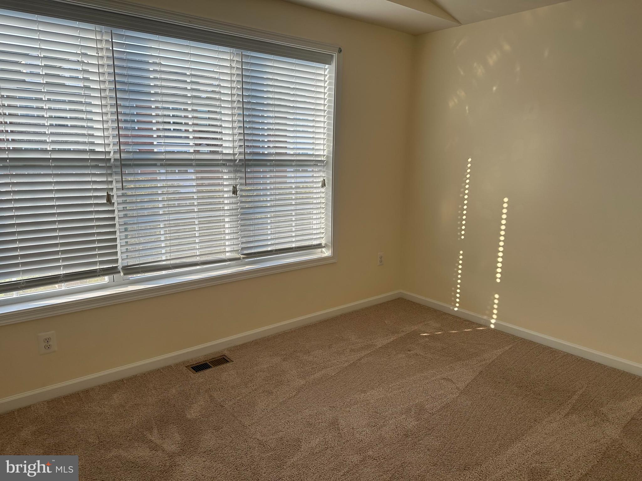 LOUDOUN VALLEY FAIRMONT - Residential Lease