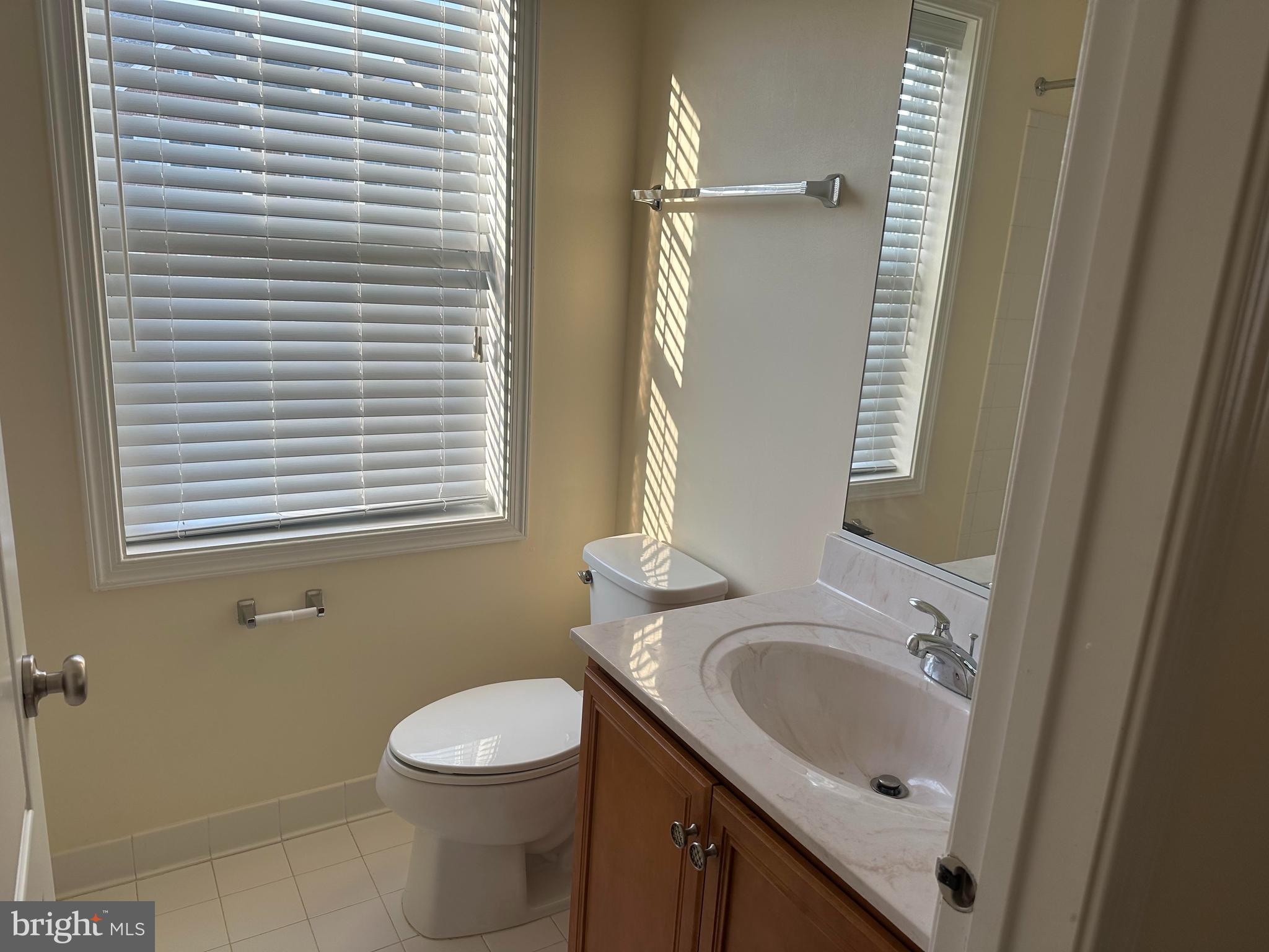 LOUDOUN VALLEY FAIRMONT - Residential Lease