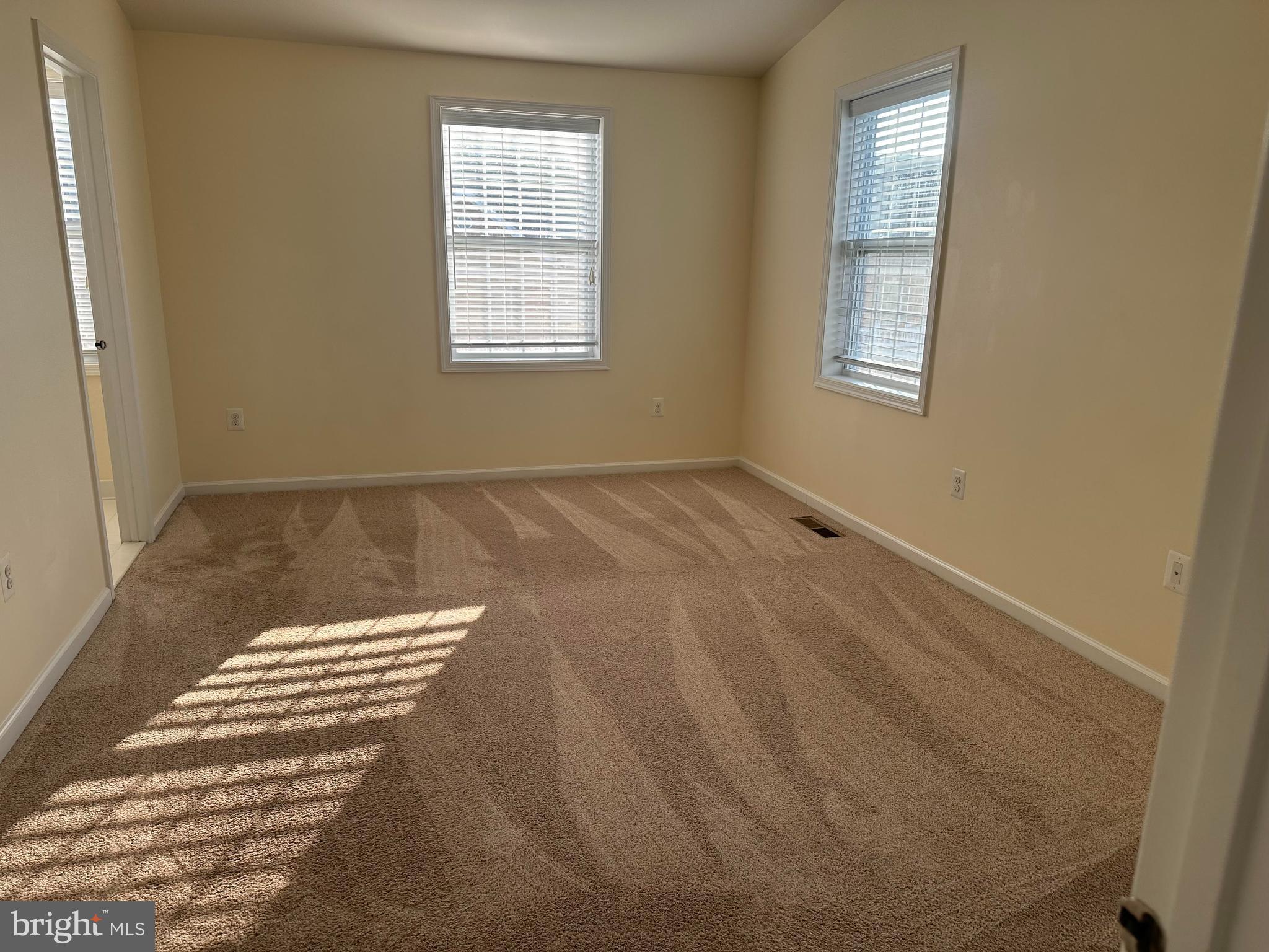 LOUDOUN VALLEY FAIRMONT - Residential Lease