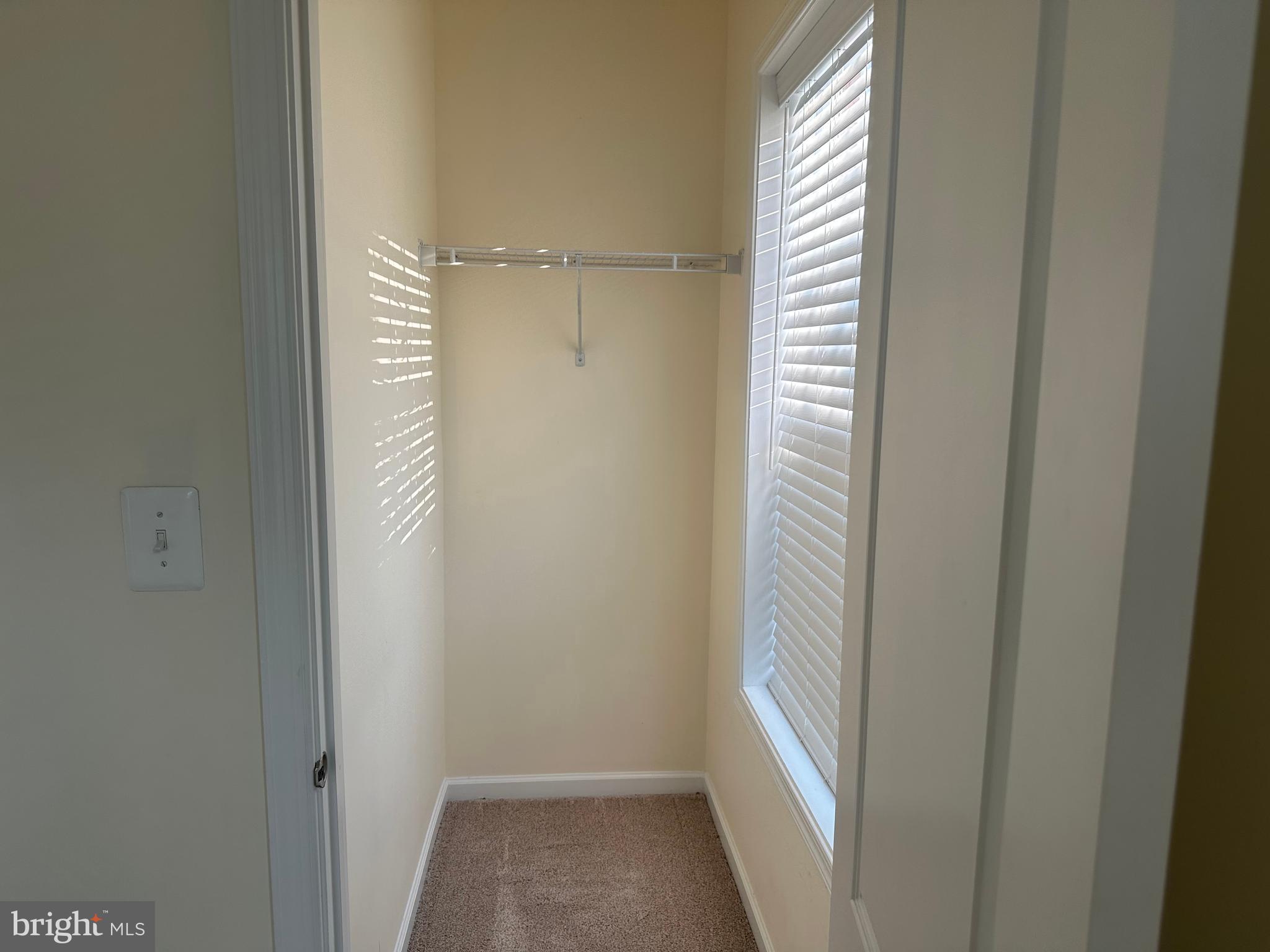 LOUDOUN VALLEY FAIRMONT - Residential Lease