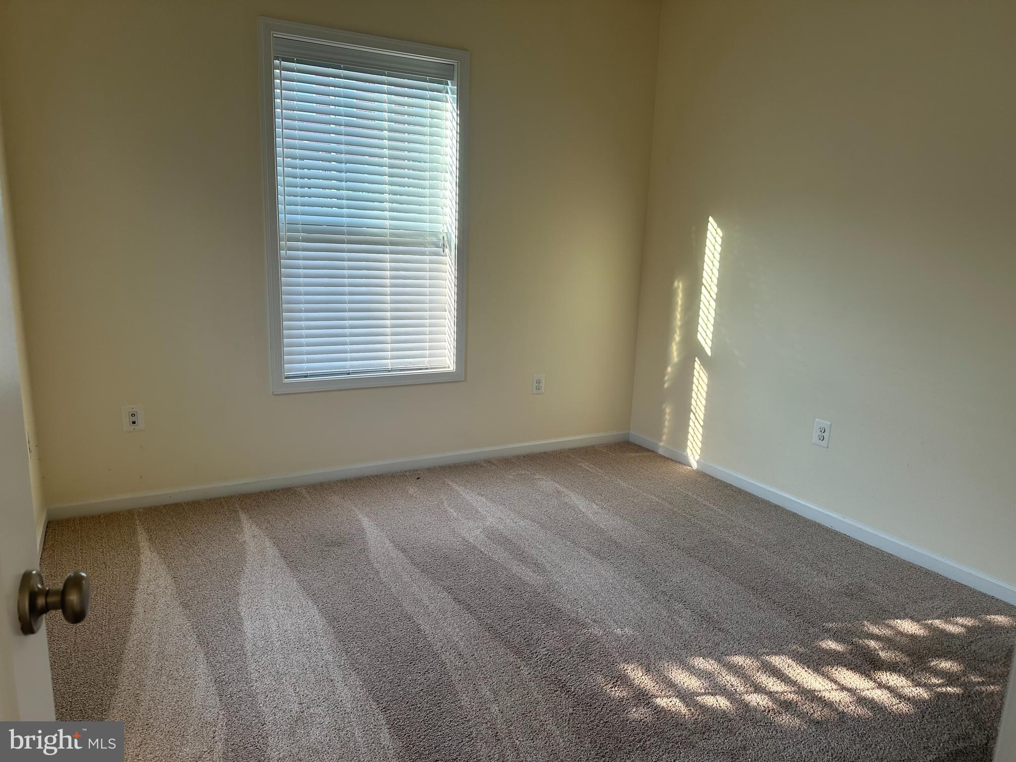 LOUDOUN VALLEY FAIRMONT - Residential Lease