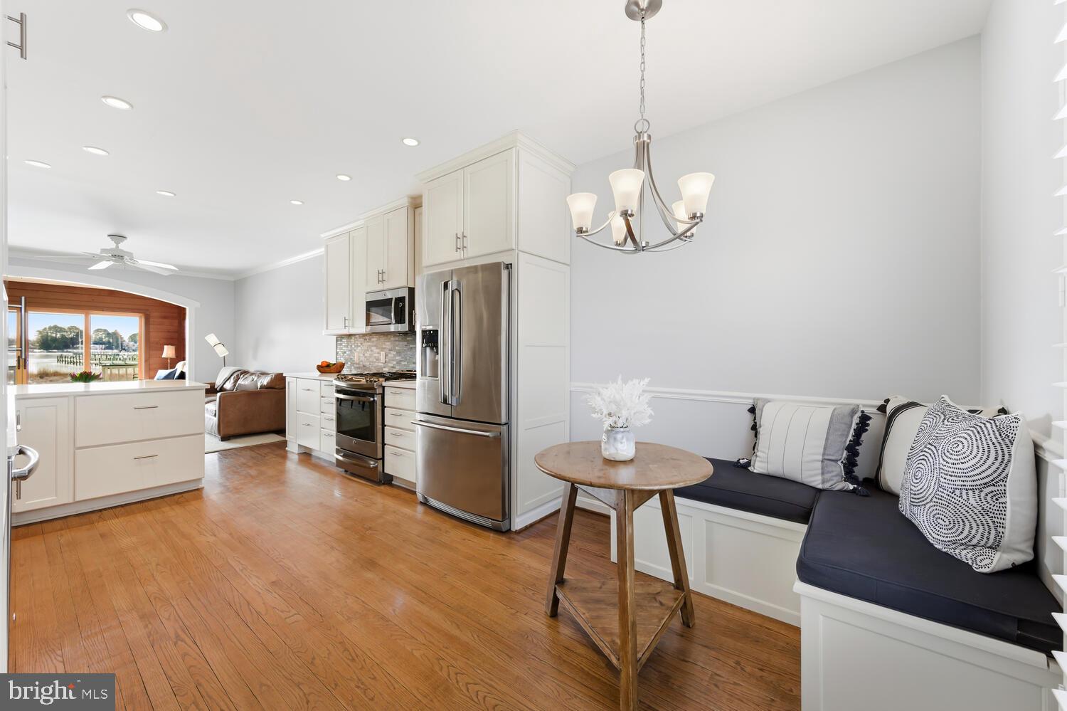 PERRY CABIN - Residential