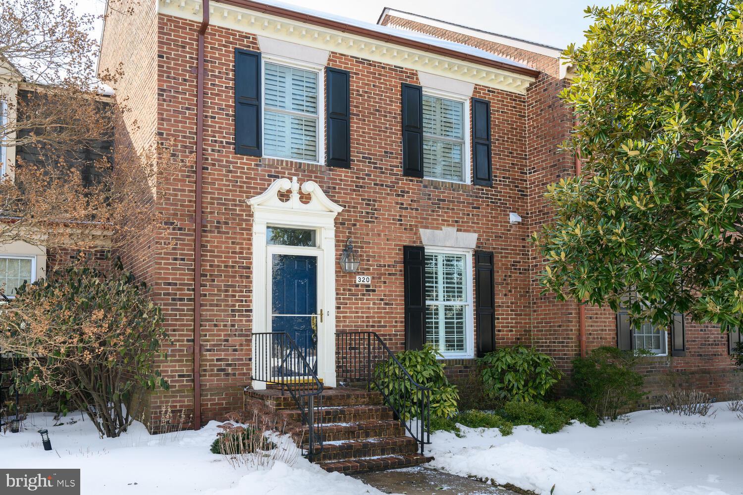 PERRY CABIN - Residential