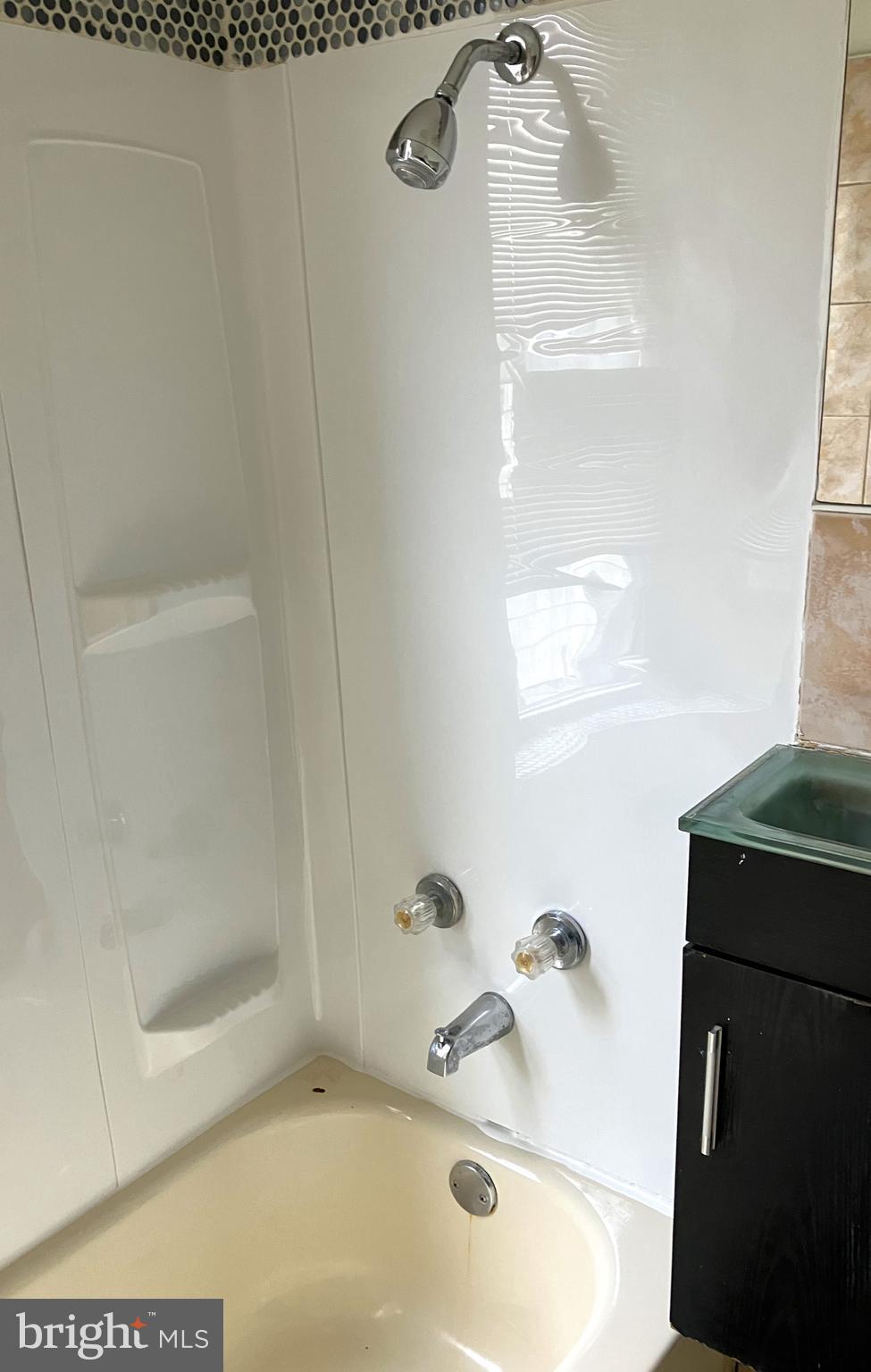 KENSINGTON - Residential