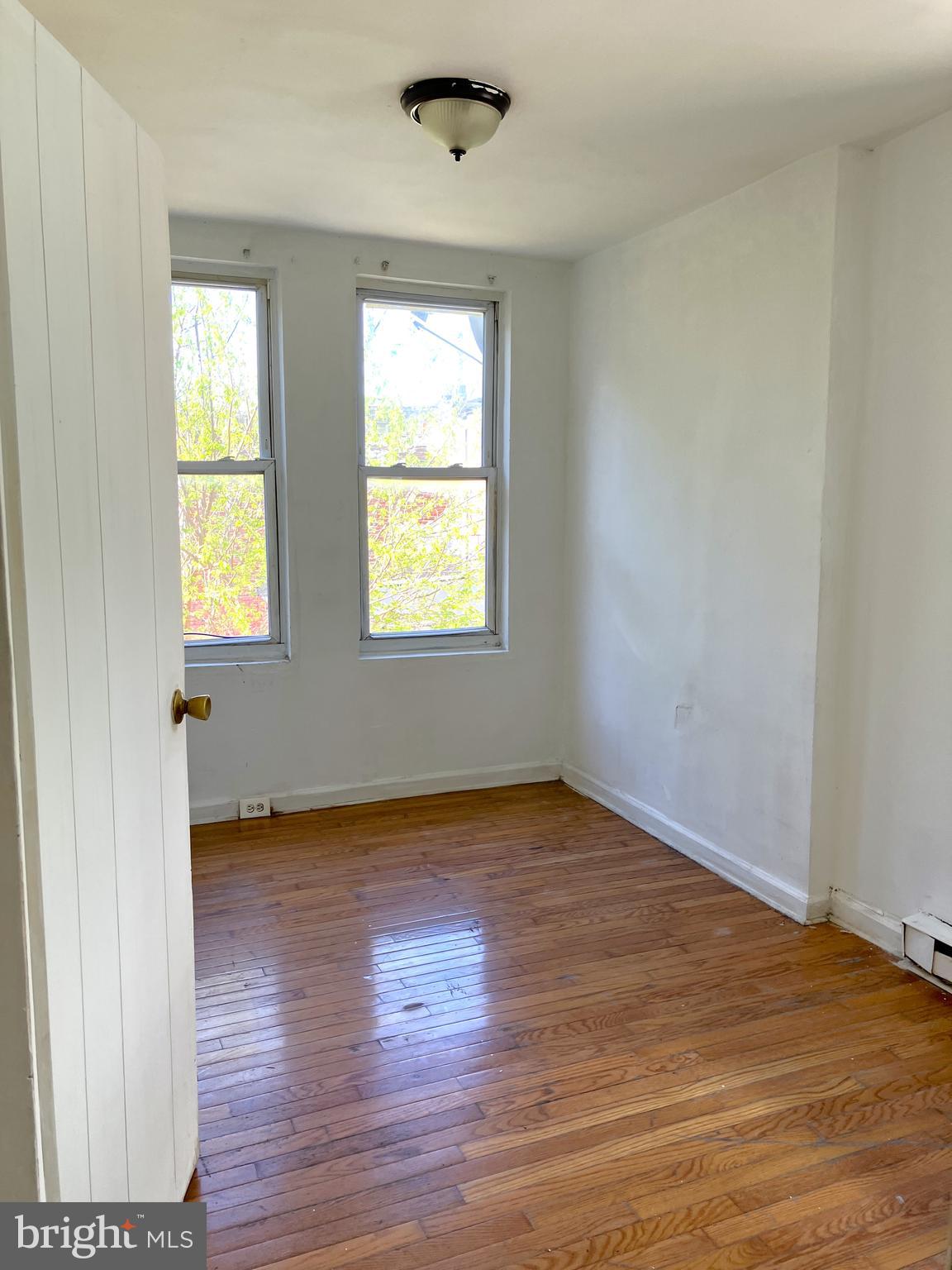 KENSINGTON - Residential