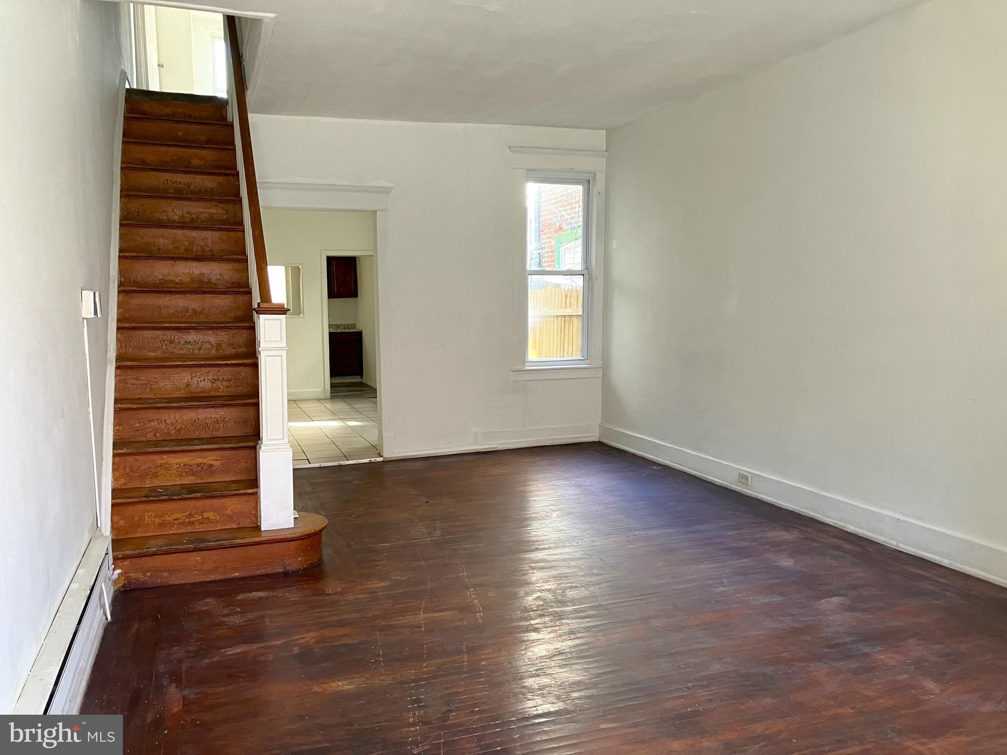 KENSINGTON - Residential