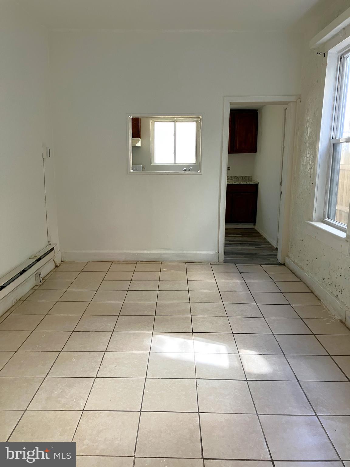 KENSINGTON - Residential