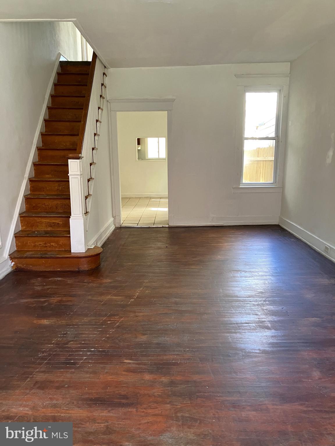 KENSINGTON - Residential