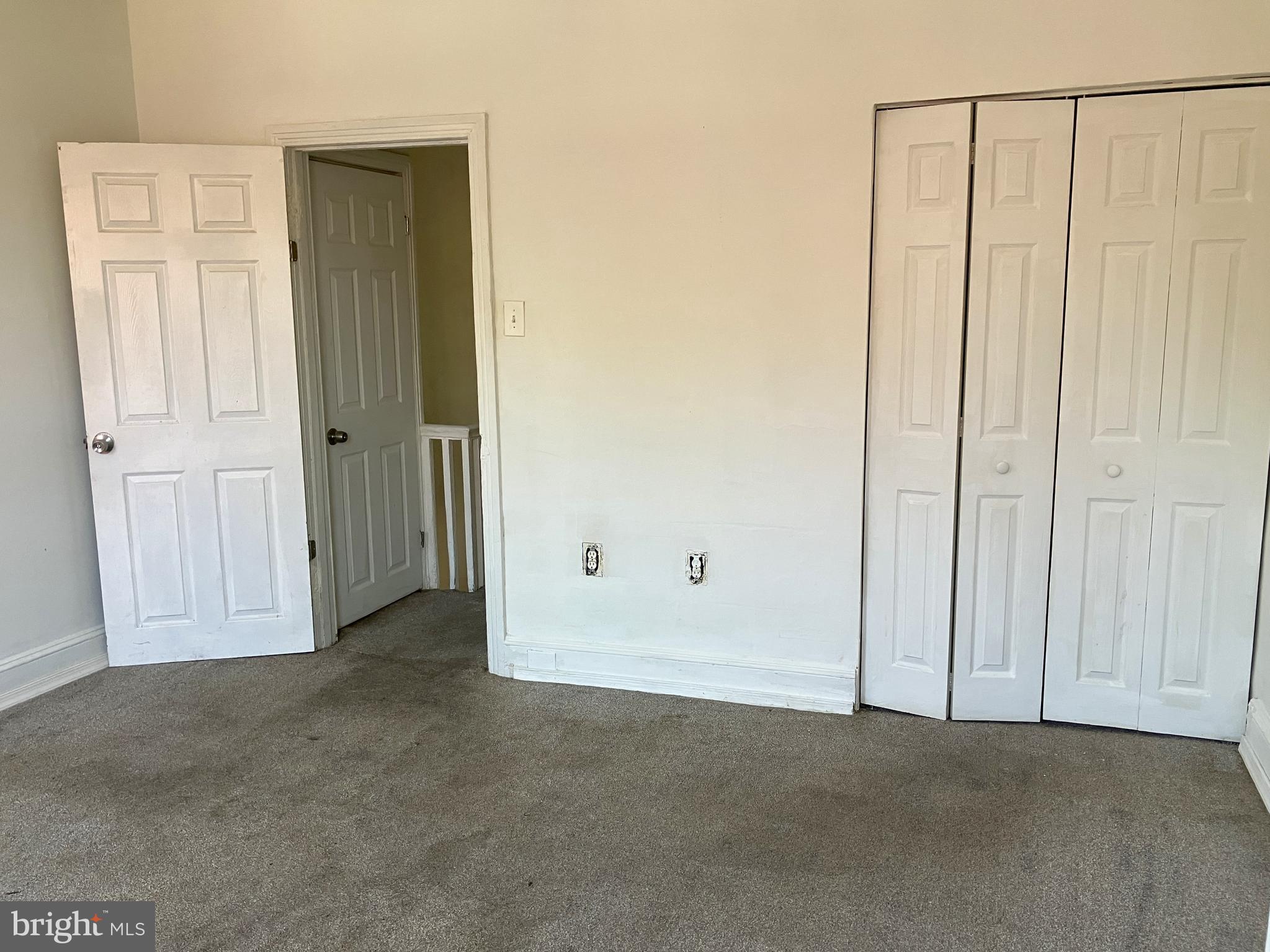 KENSINGTON - Residential