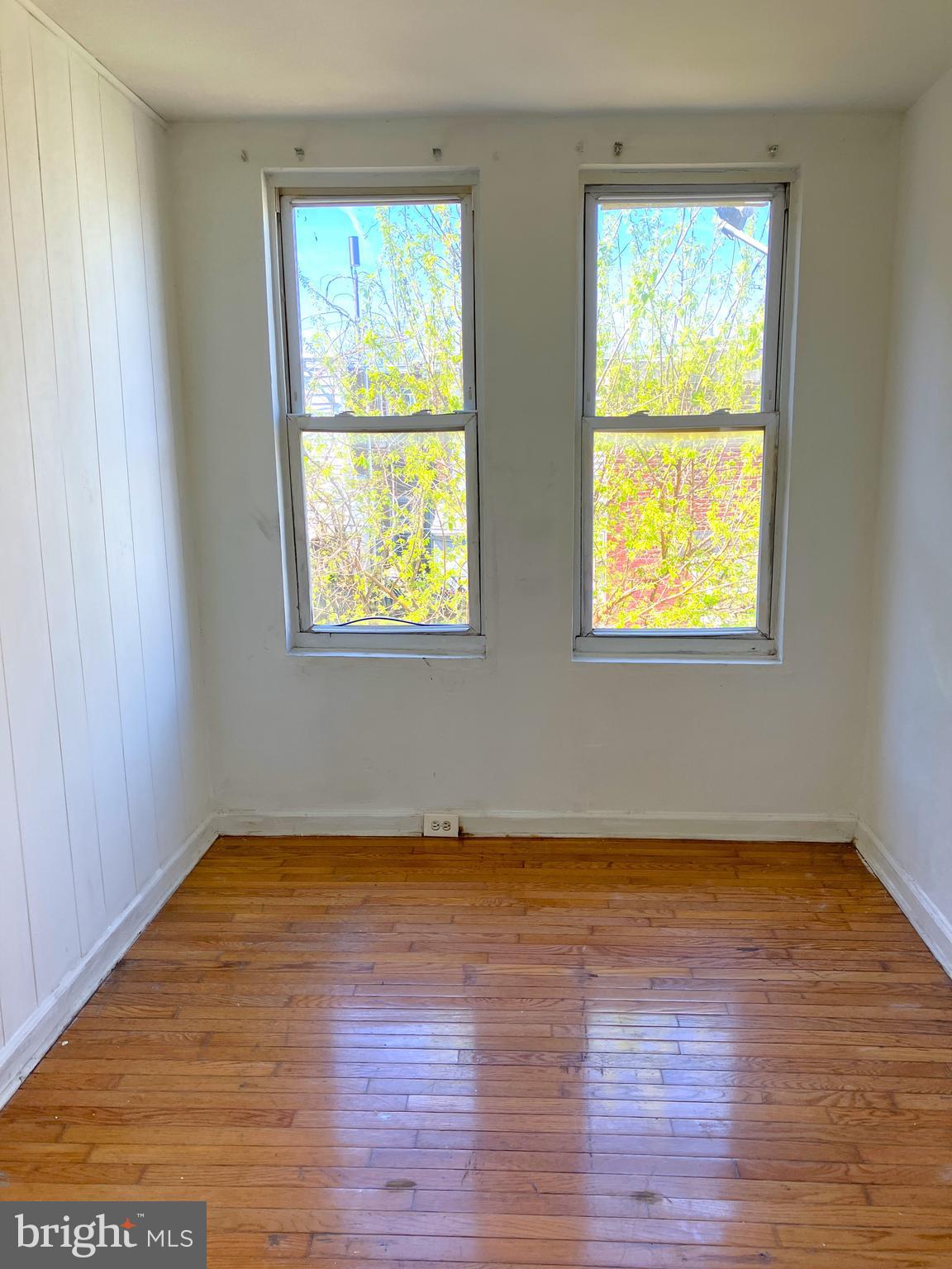 KENSINGTON - Residential