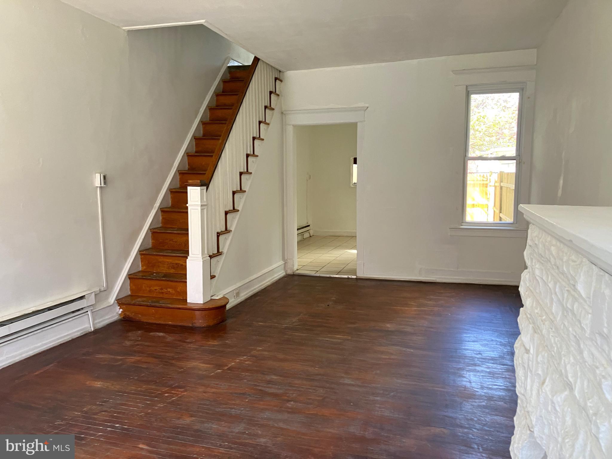 KENSINGTON - Residential