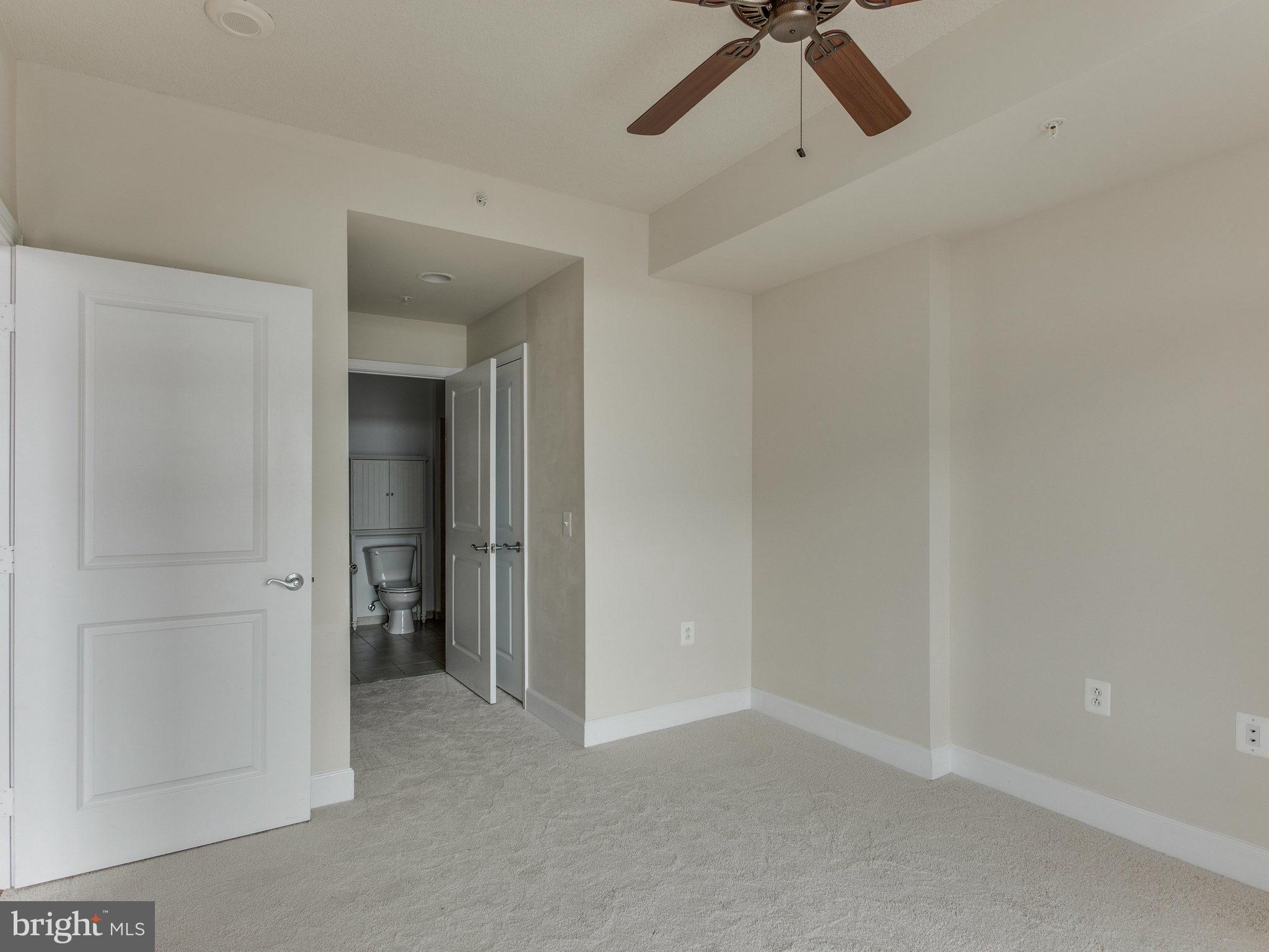 ECLIPSE ON CENTER PARK - Residential Lease