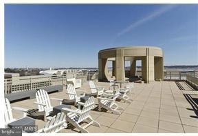 ECLIPSE ON CENTER PARK - Residential Lease