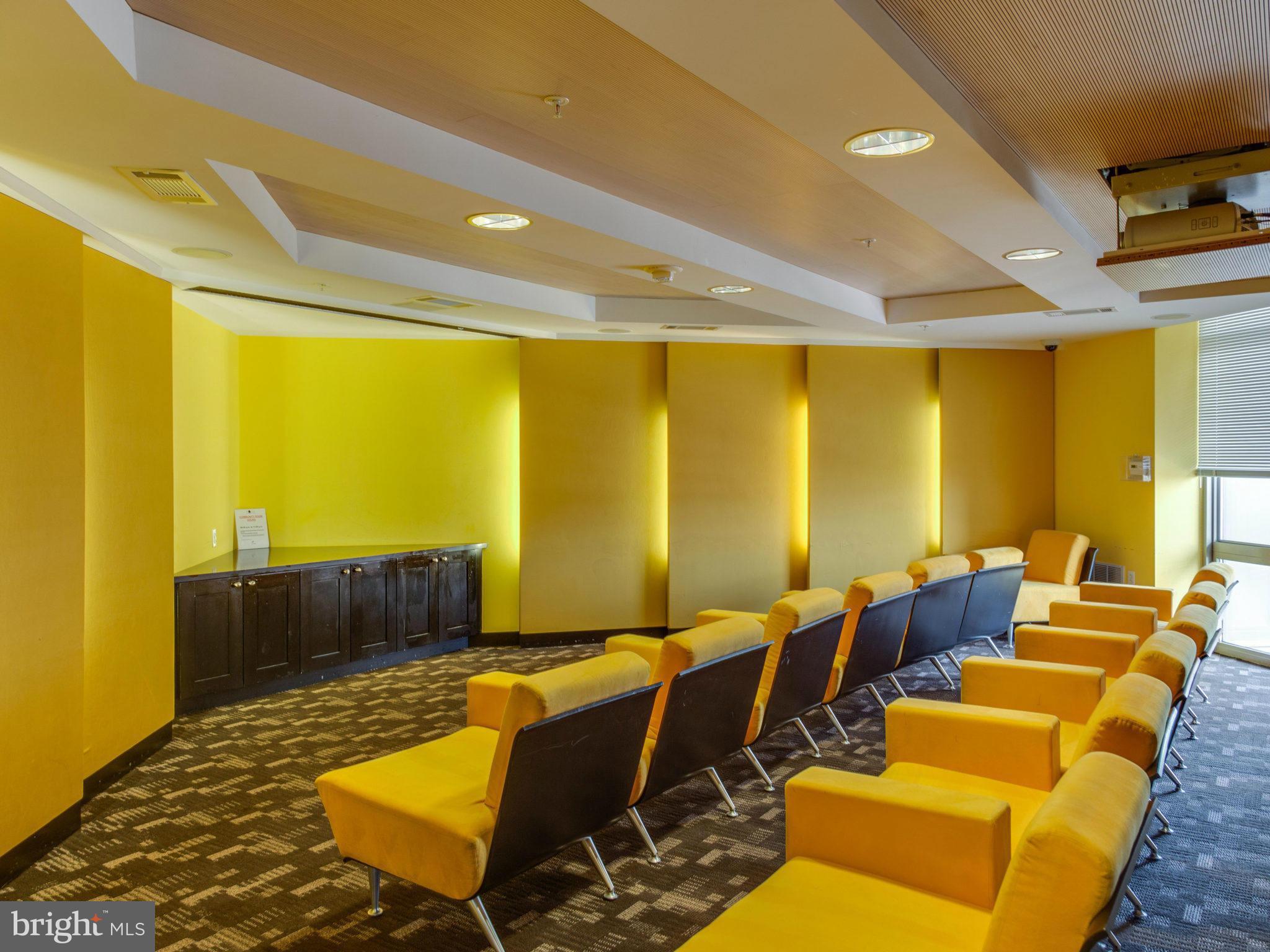 ECLIPSE ON CENTER PARK - Residential Lease