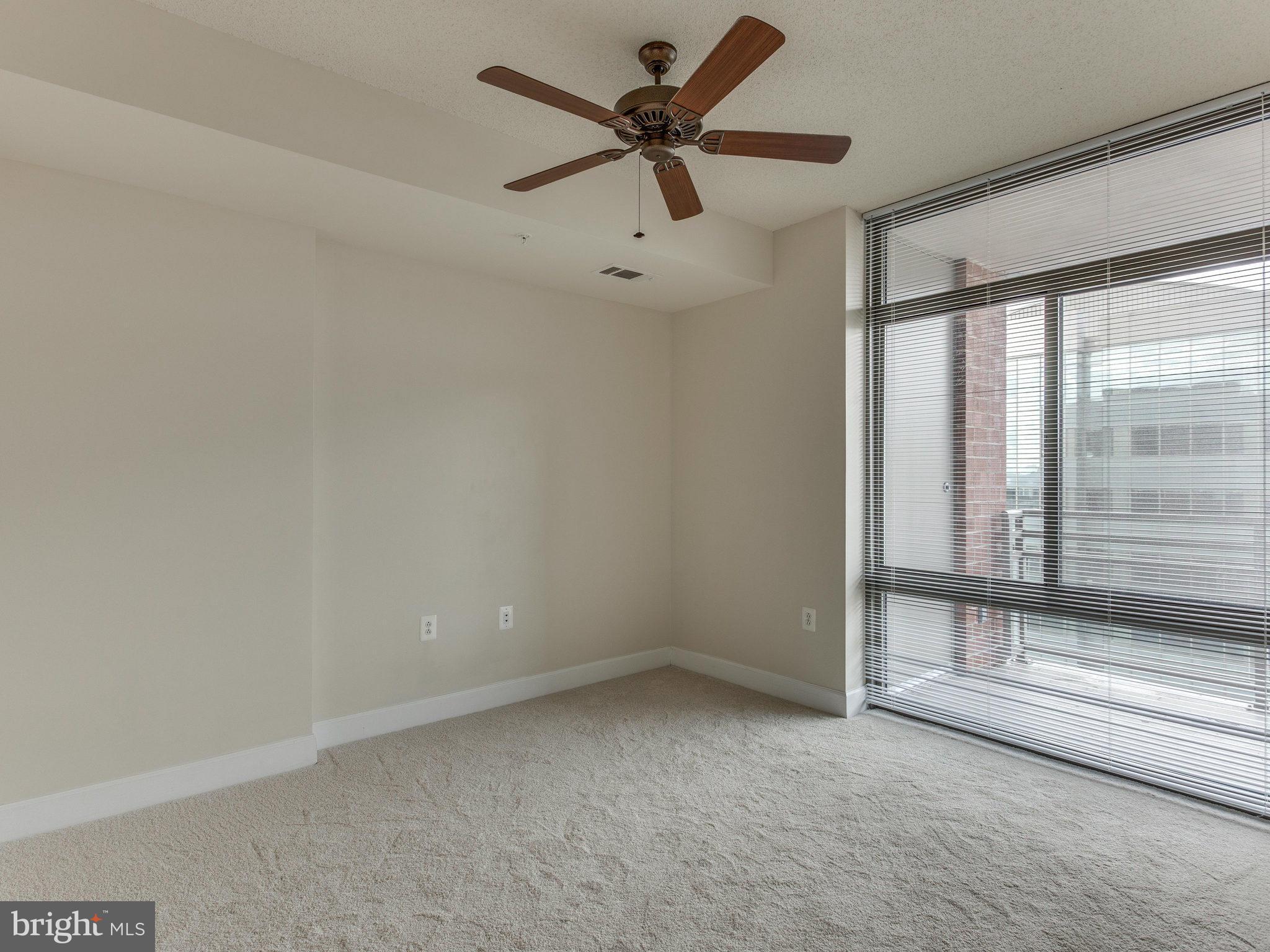 ECLIPSE ON CENTER PARK - Residential Lease