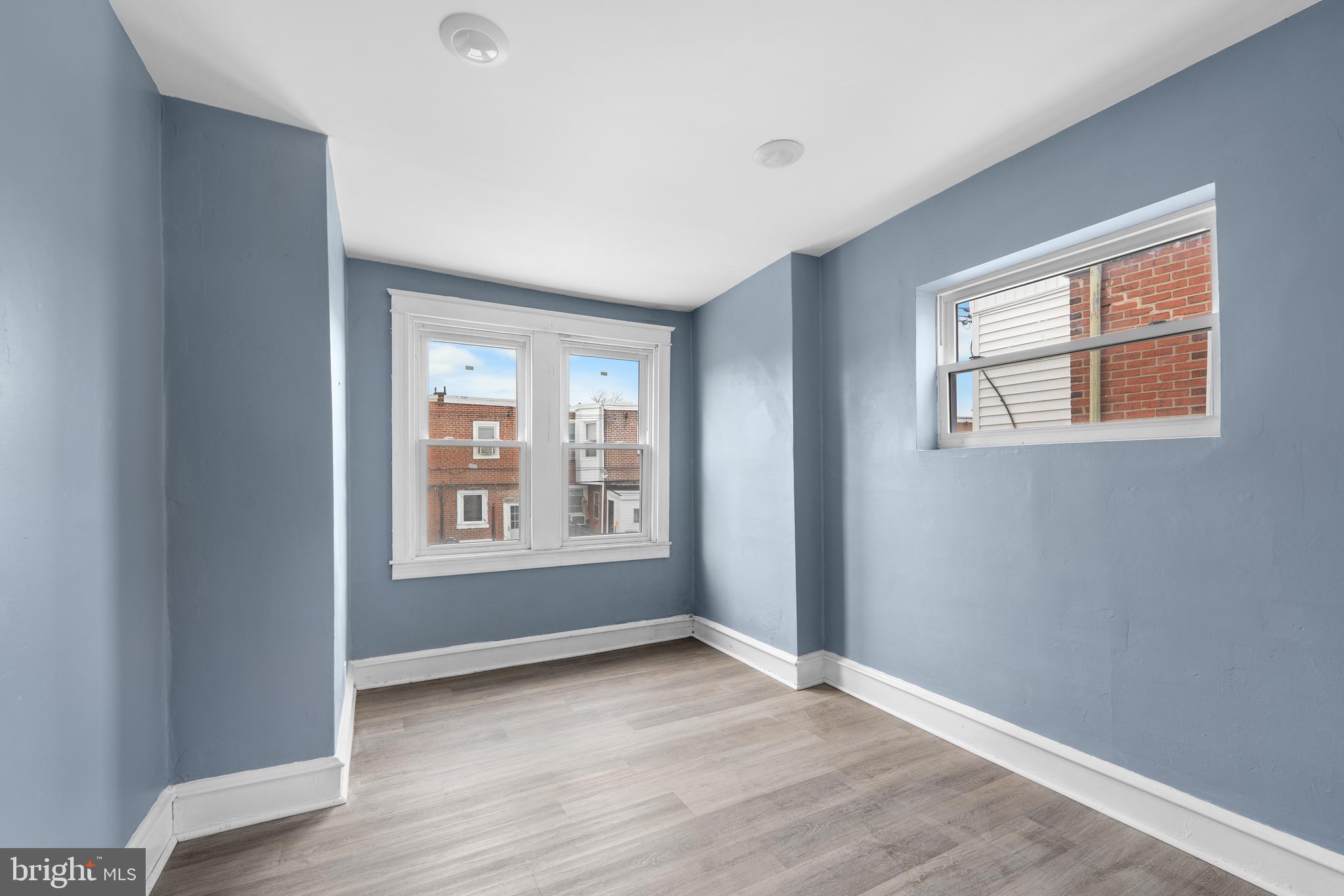 WEST OAK LANE - Residential