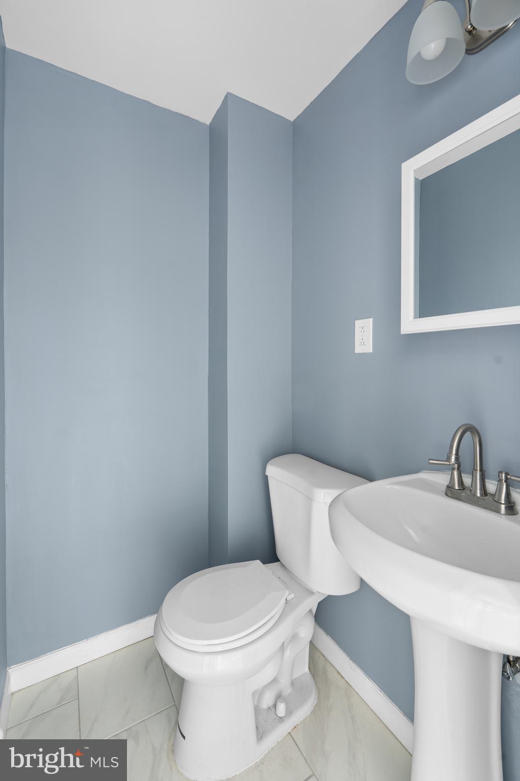 WEST OAK LANE - Residential