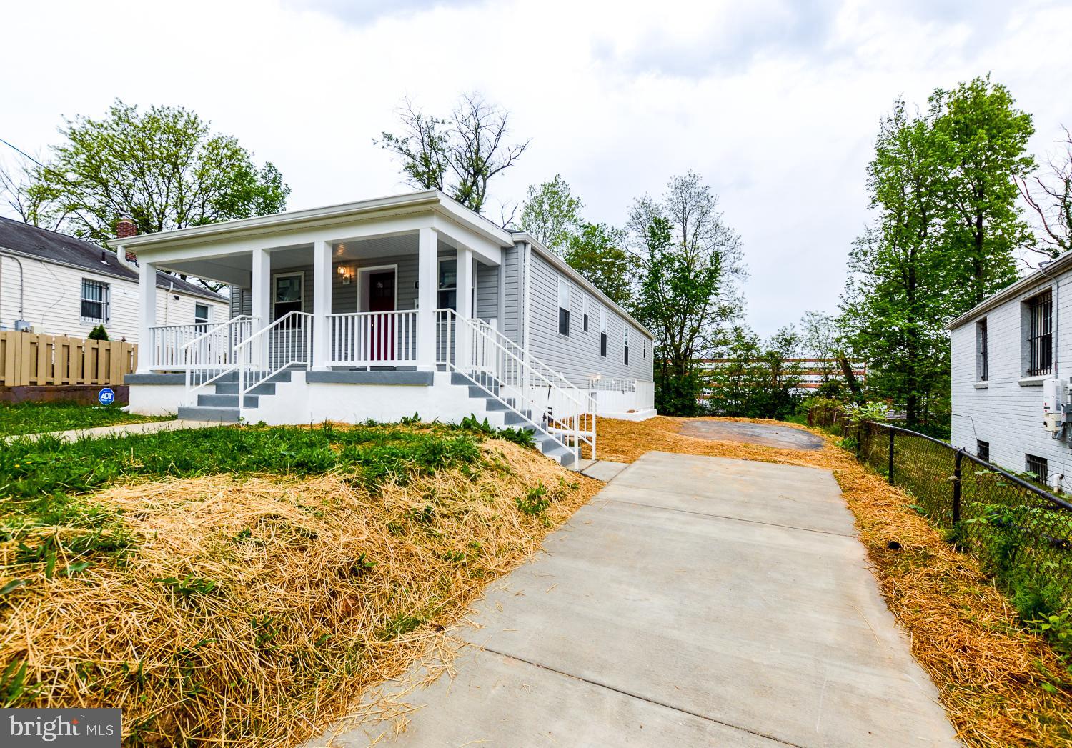 CHAPEL OAKS - Residential