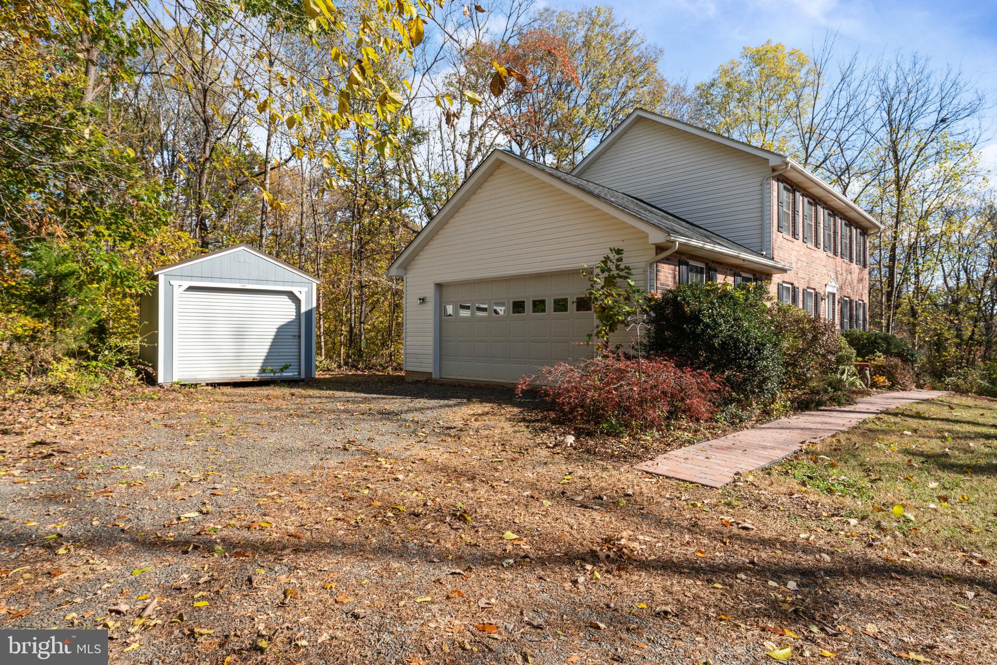 7897 COFFEE POT HILL