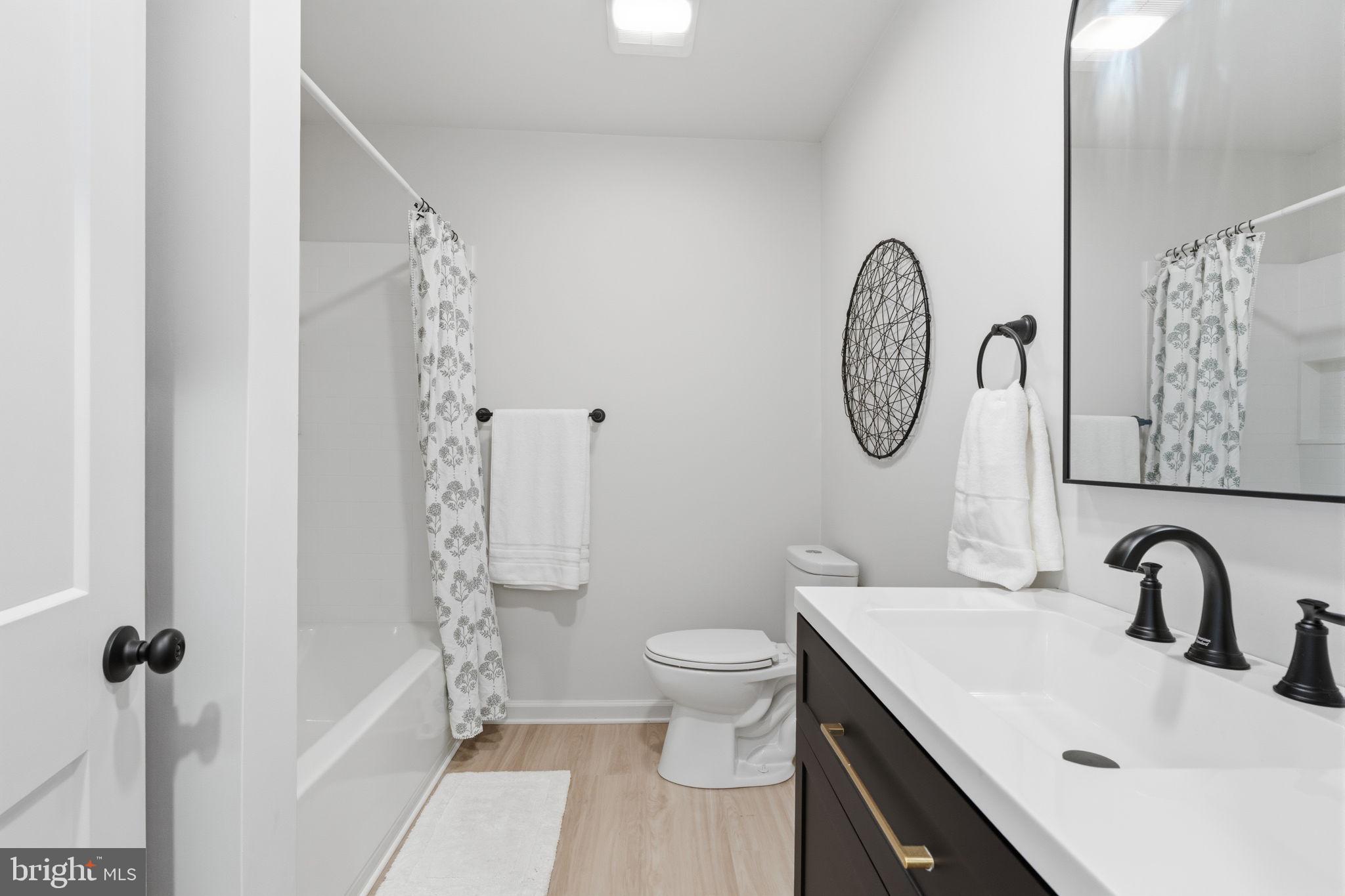 SPRING LAKE FARMS - Residential