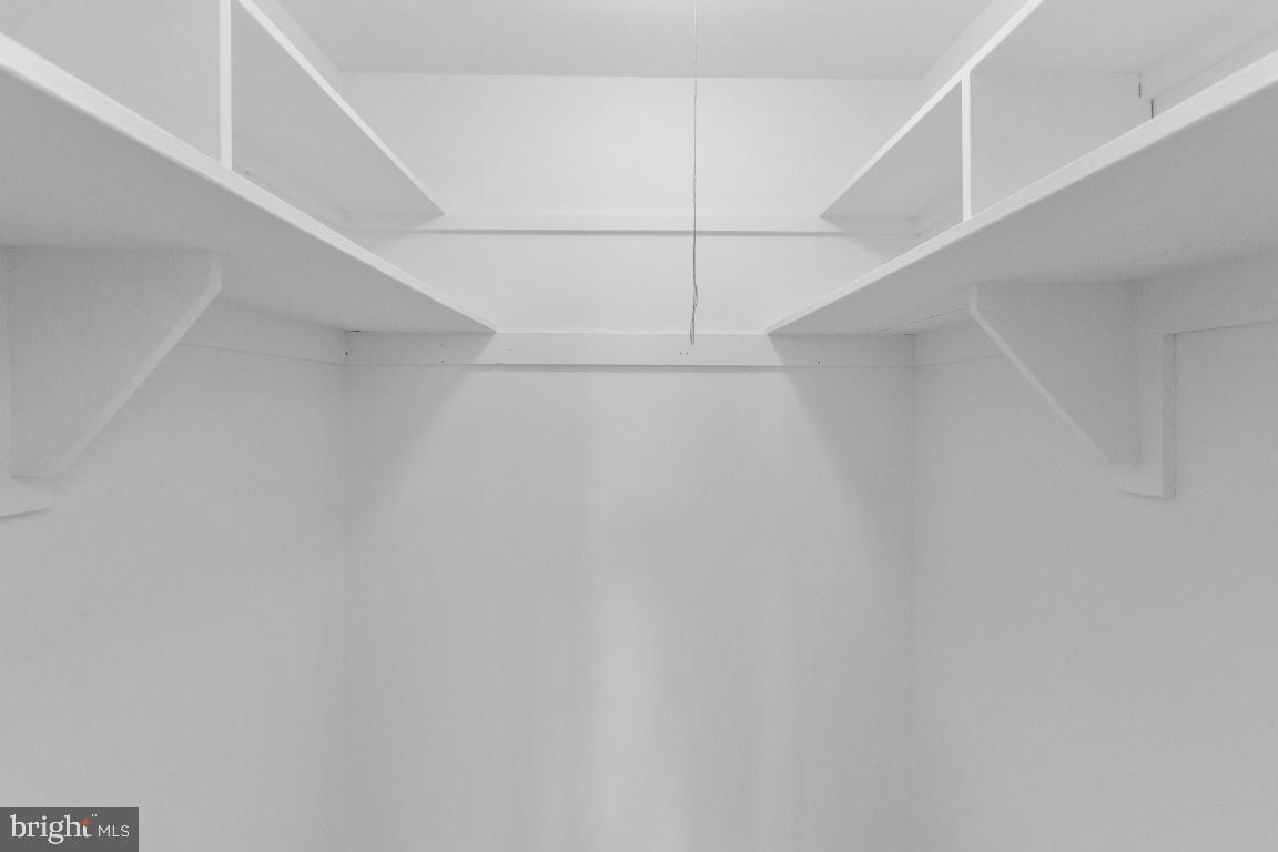 WOODSIDE - Residential Lease