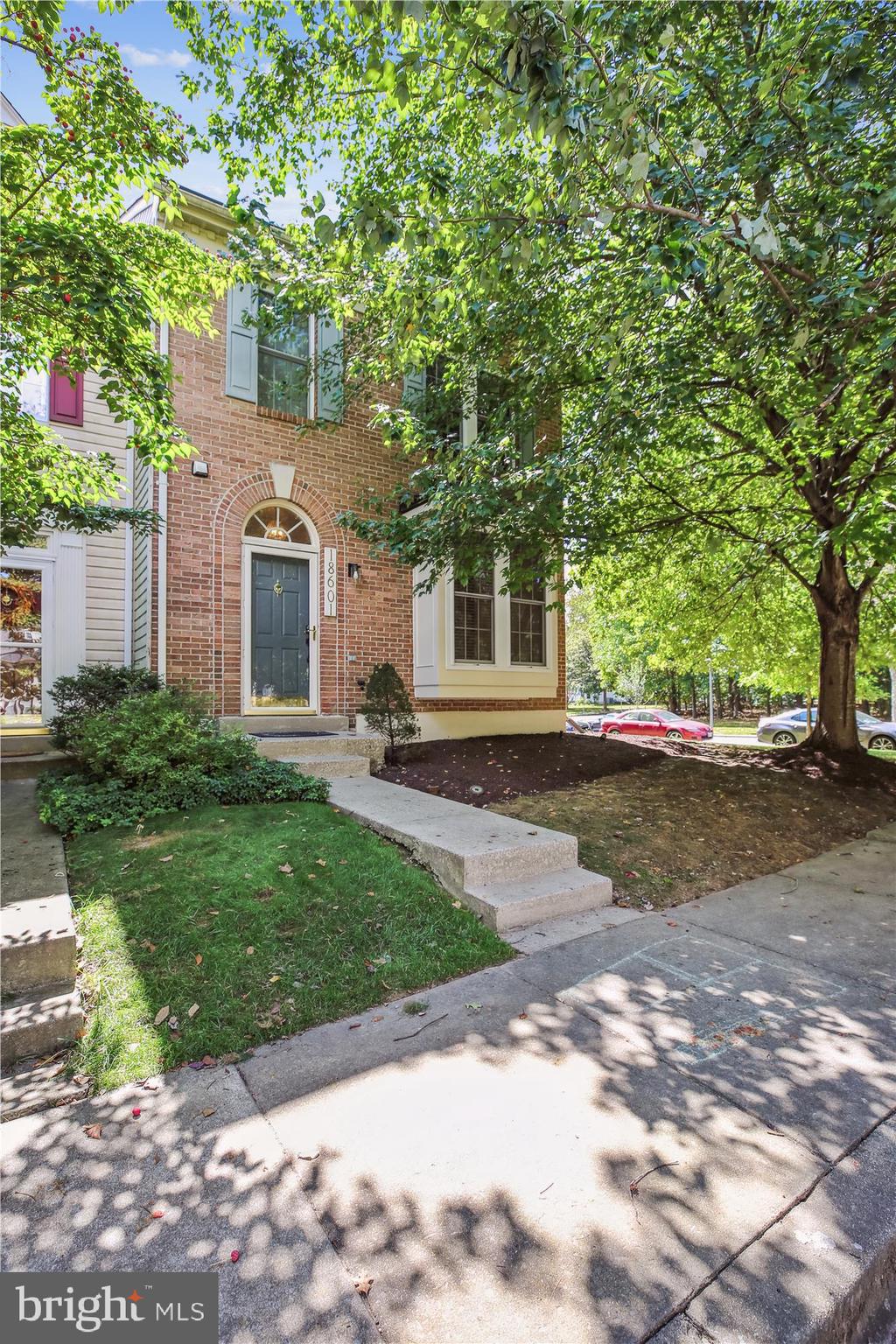 JAMES CREEK - Residential