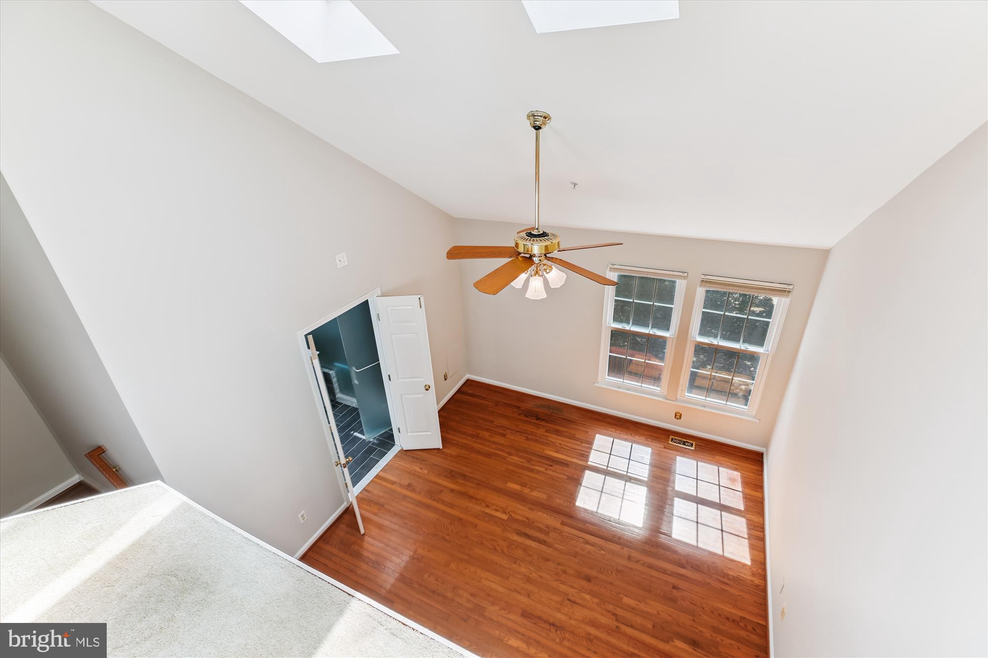 JAMES CREEK - Residential