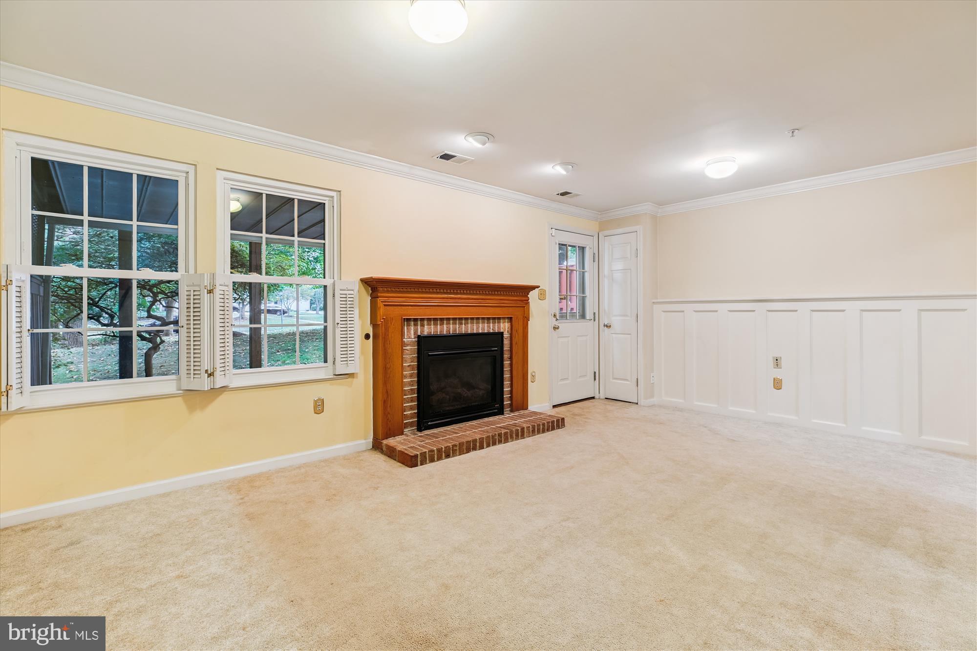 JAMES CREEK - Residential