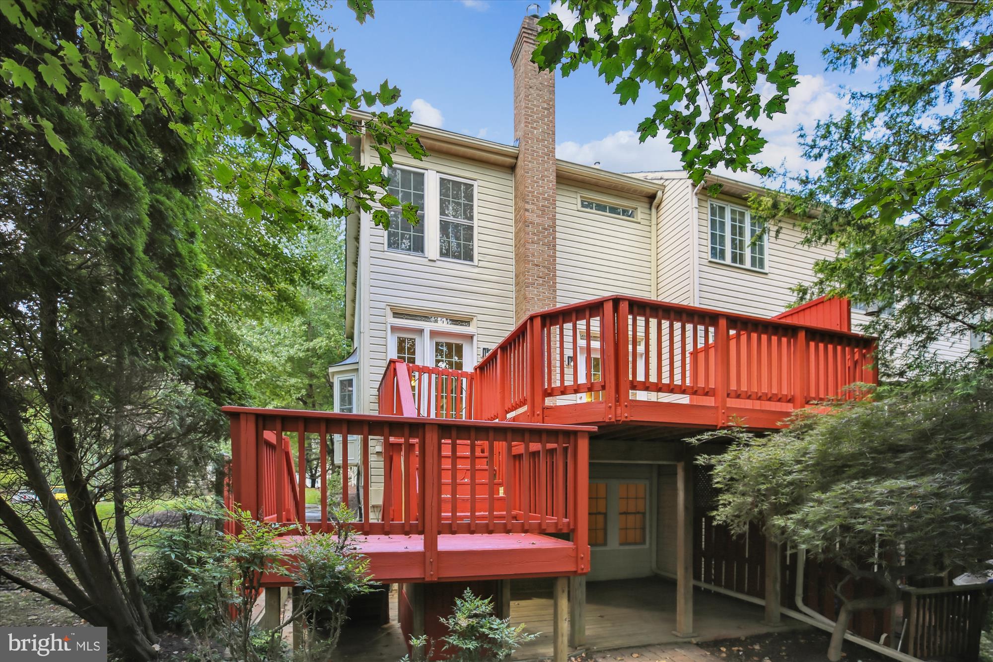 JAMES CREEK - Residential